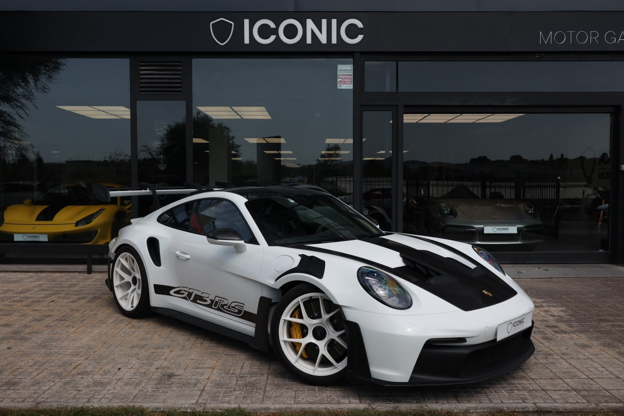 PORSCHE 911 992 GT3 RS WEISSACH PACKAGE