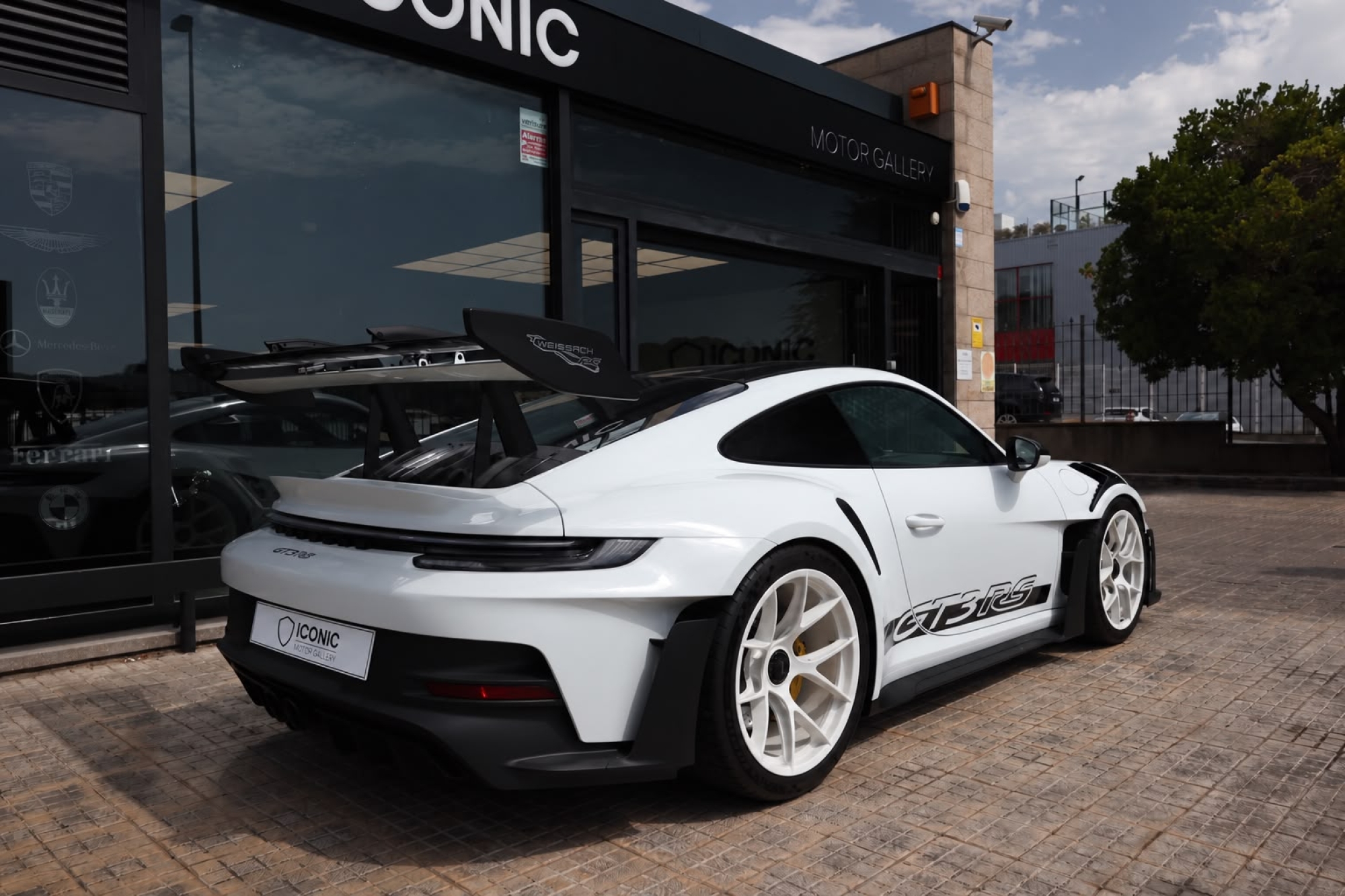 PORSCHE 911 992 GT3 RS WEISSACH PACKAGE