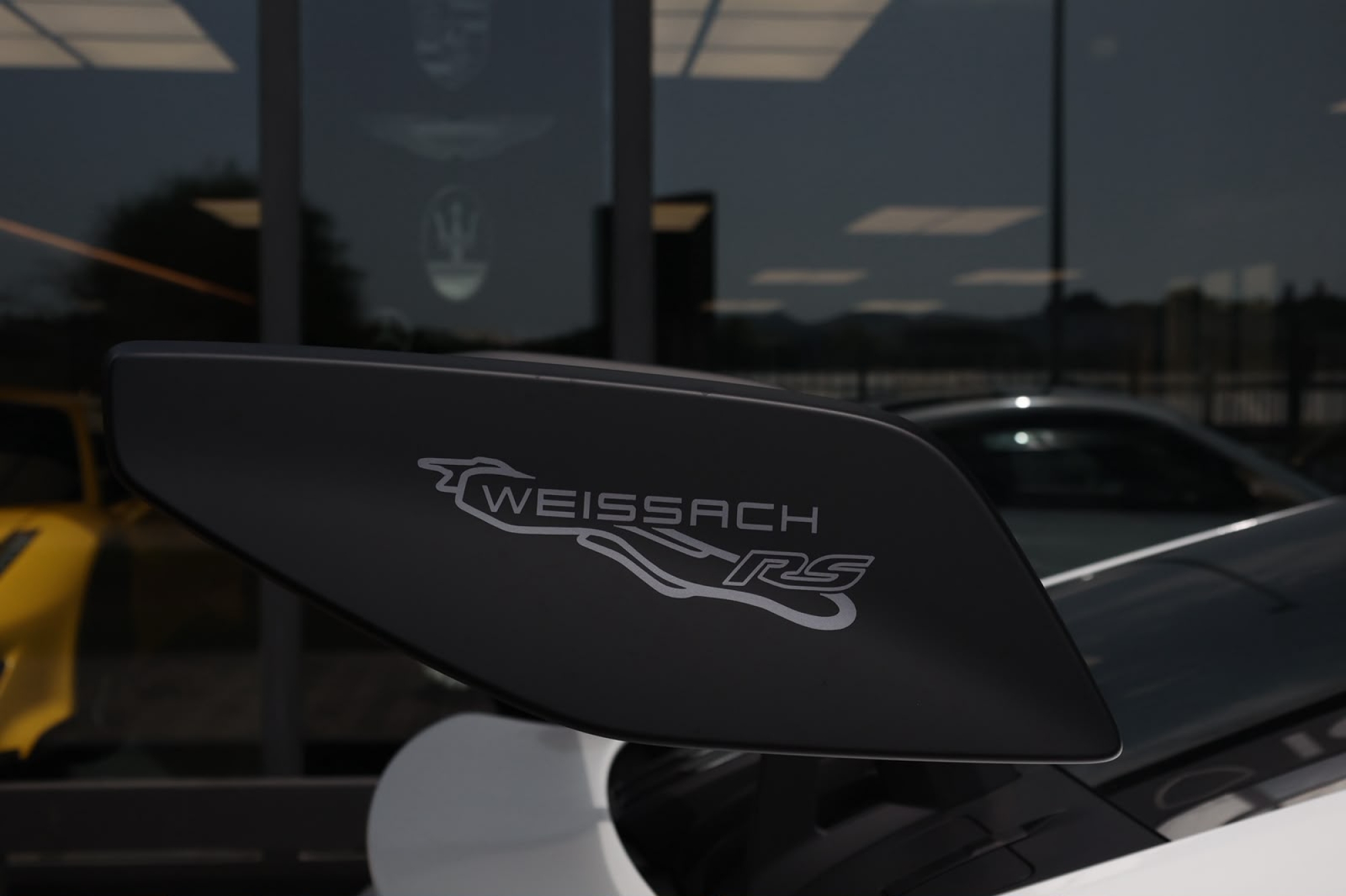 PORSCHE 911 992 GT3 RS WEISSACH PACKAGE