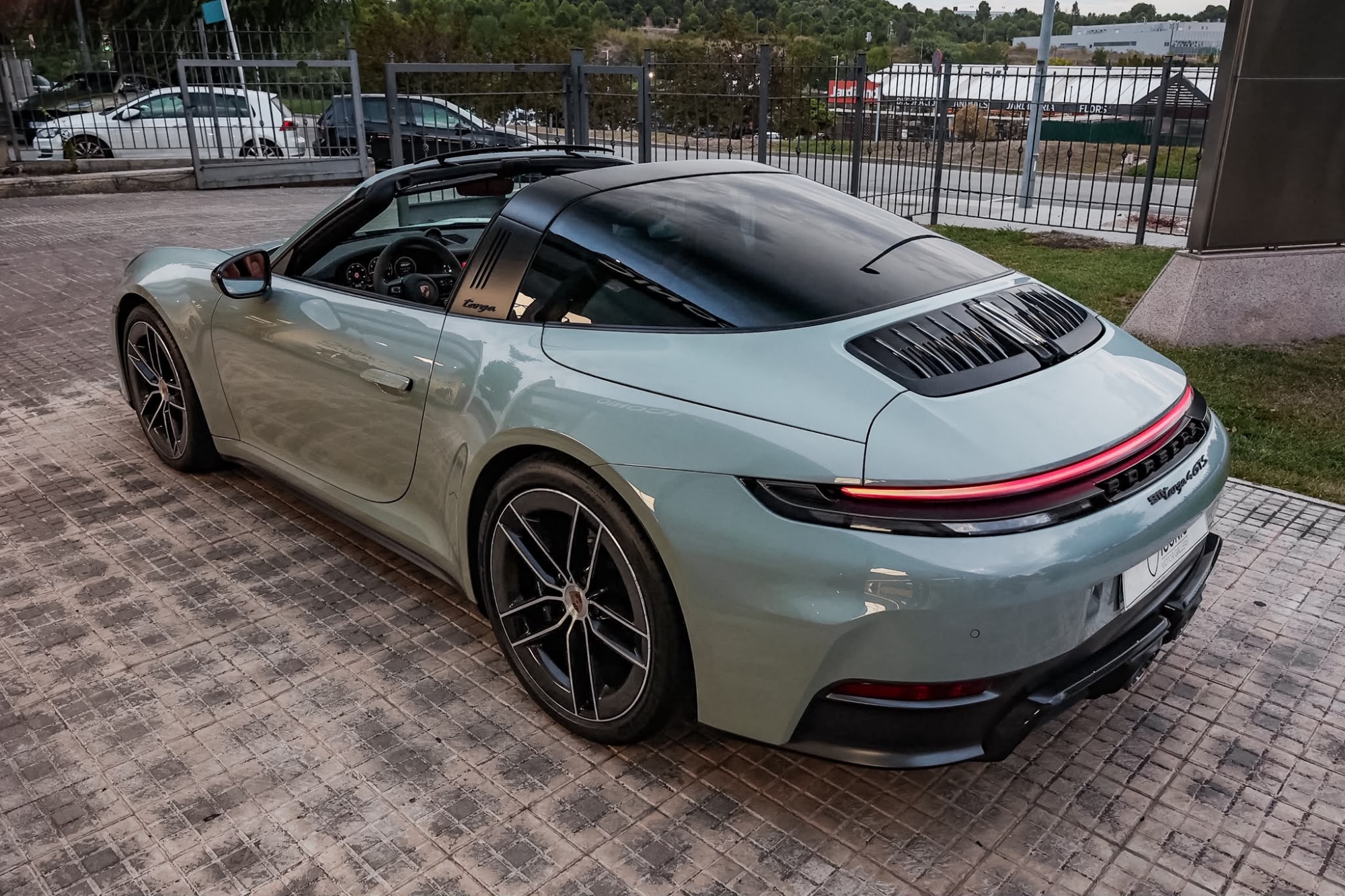 PORSCHE 911 992.2 TARGA 4 GTS