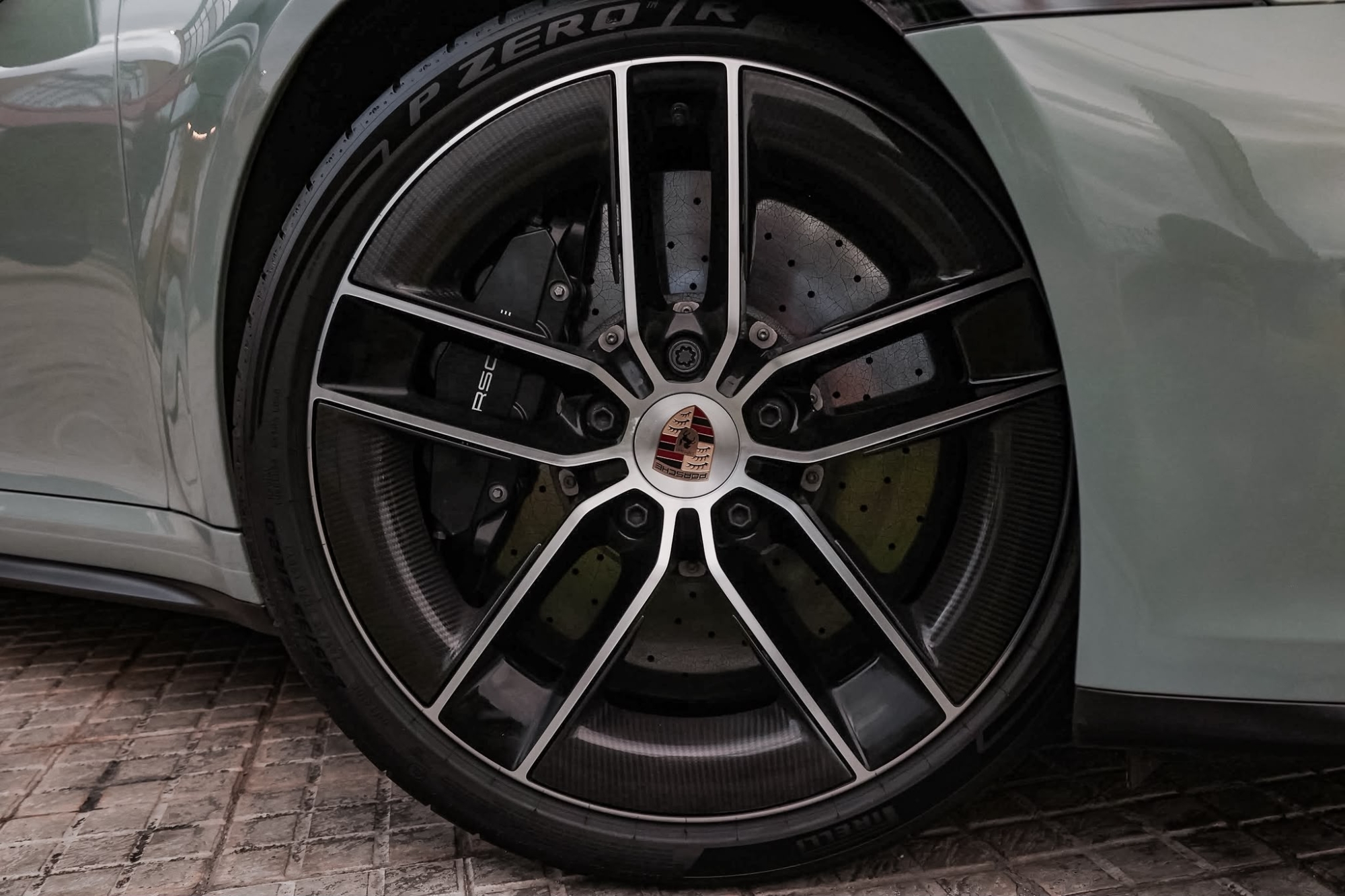 PORSCHE 911 992.2 TARGA 4 GTS