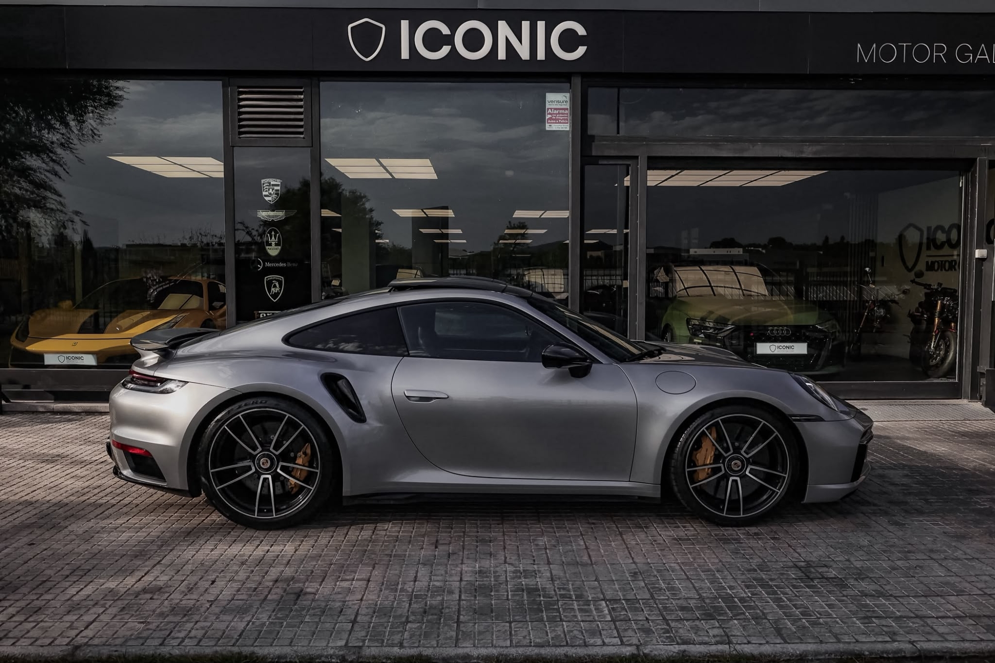 PORSCHE 911 992 TURBO S COUPÉ