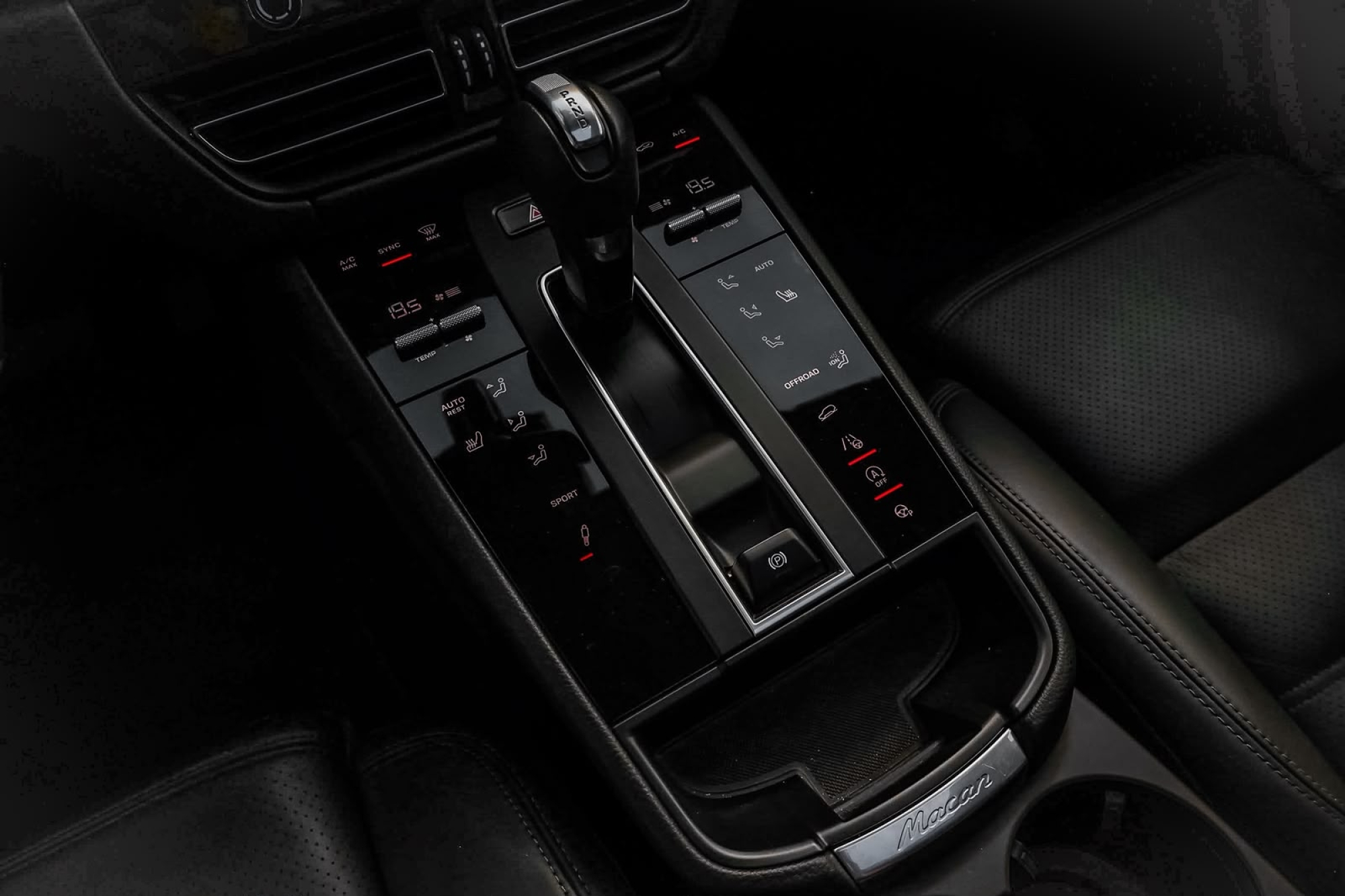 PORSCHE MACAN S