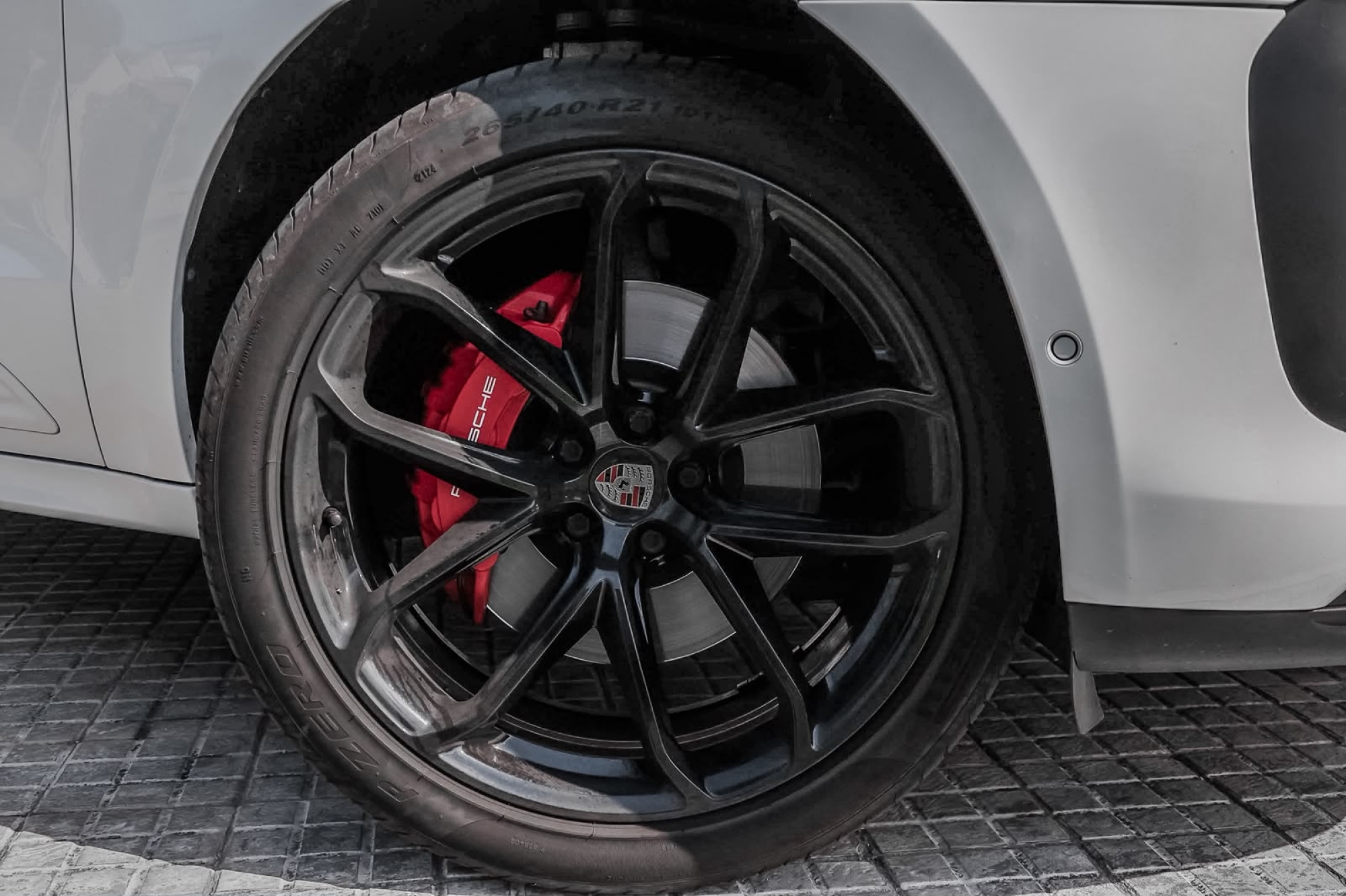 PORSCHE MACAN S