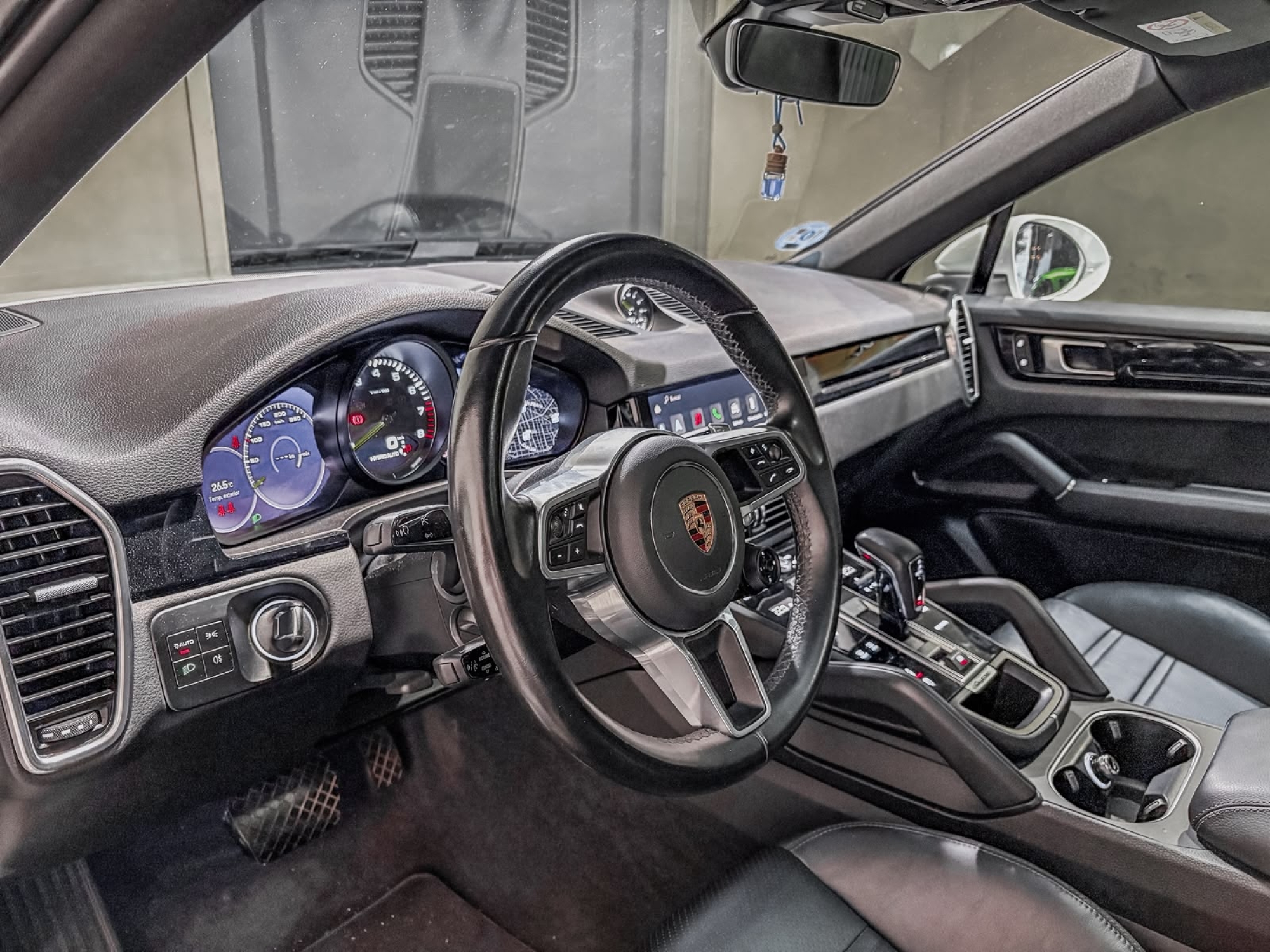 PORSCHE CAYENNE COUPÉ E-HYBRID