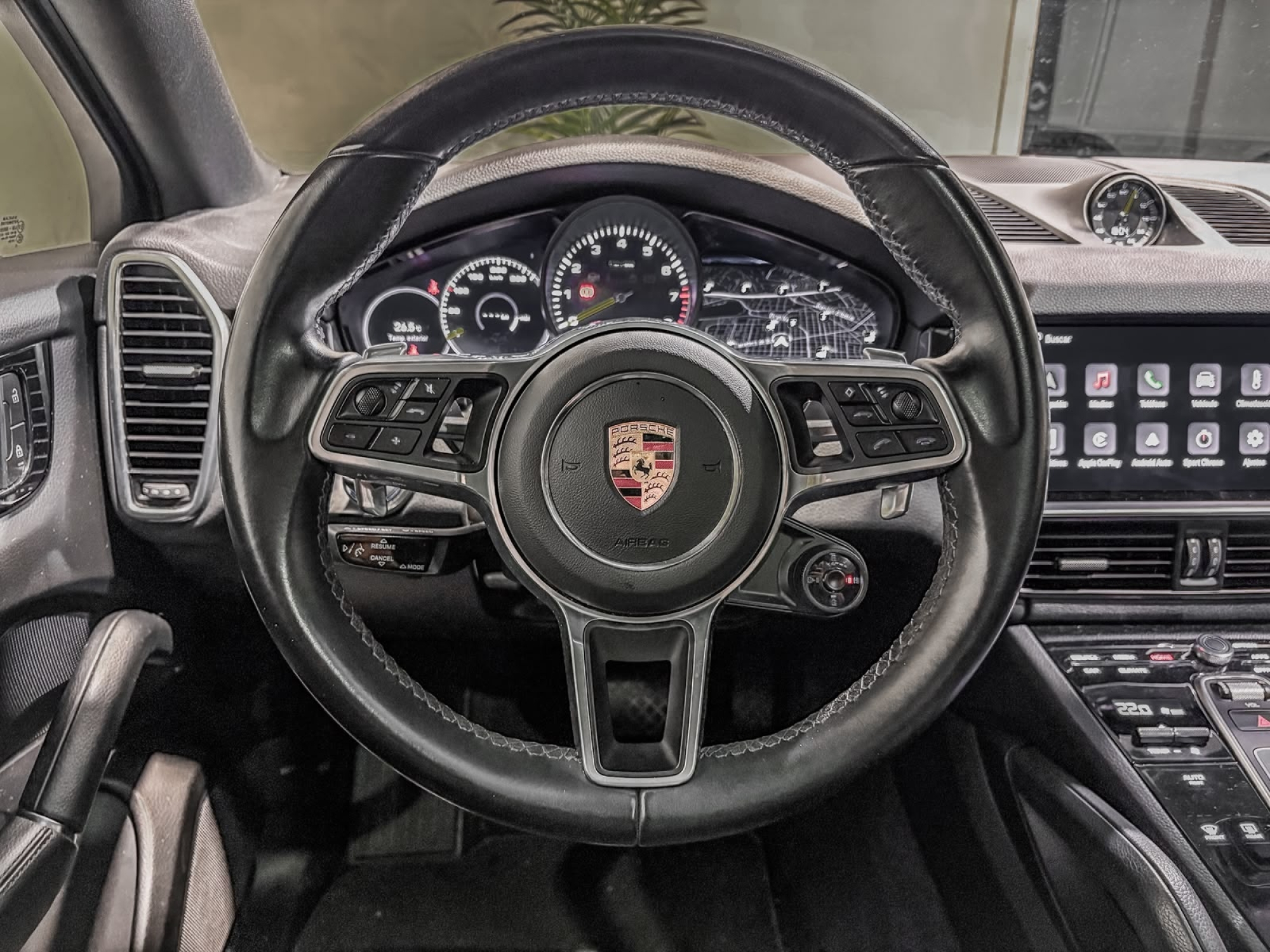 PORSCHE CAYENNE COUPÉ E-HYBRID