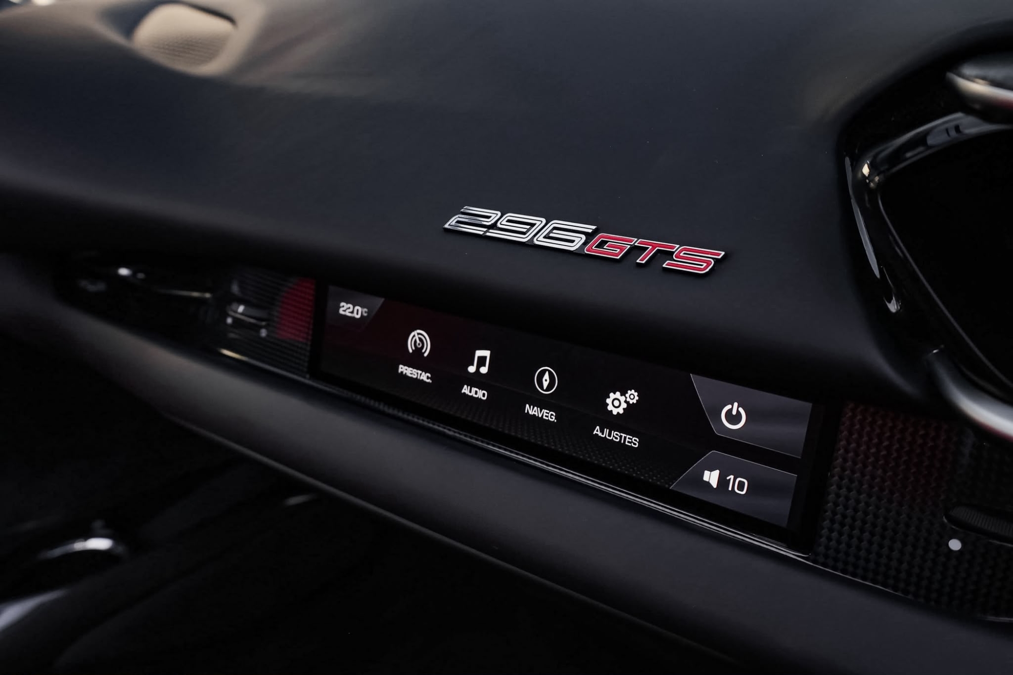 FERRARI 296 GTS