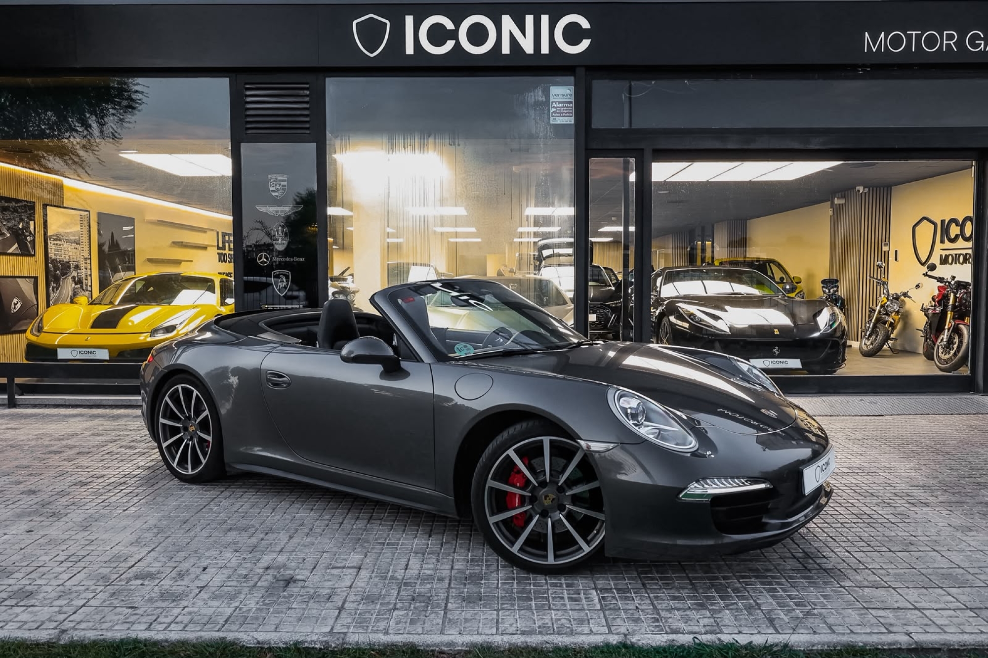 PORSCHE 911 991 CARRERA 4S CABRIO