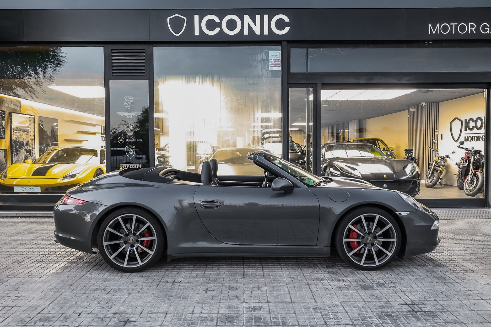 PORSCHE 911 991 CARRERA 4S CABRIO