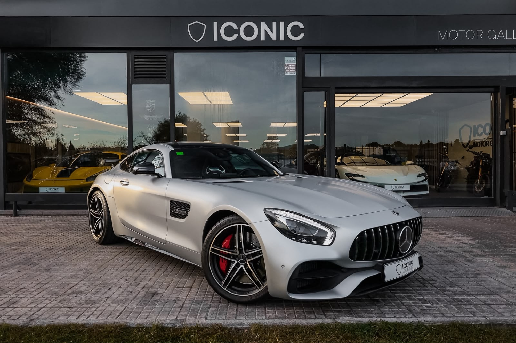 MERCEDES-BENZ AMG GT C