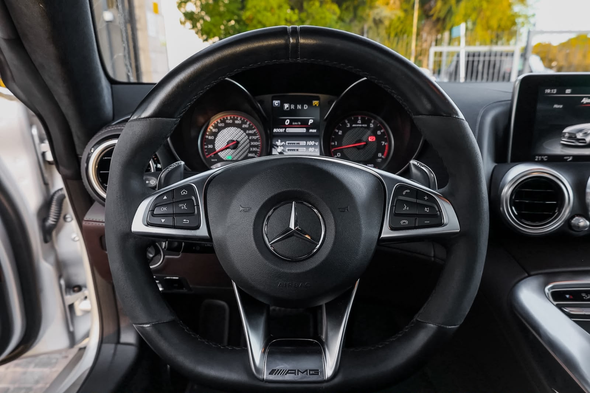 MERCEDES-BENZ AMG GT C