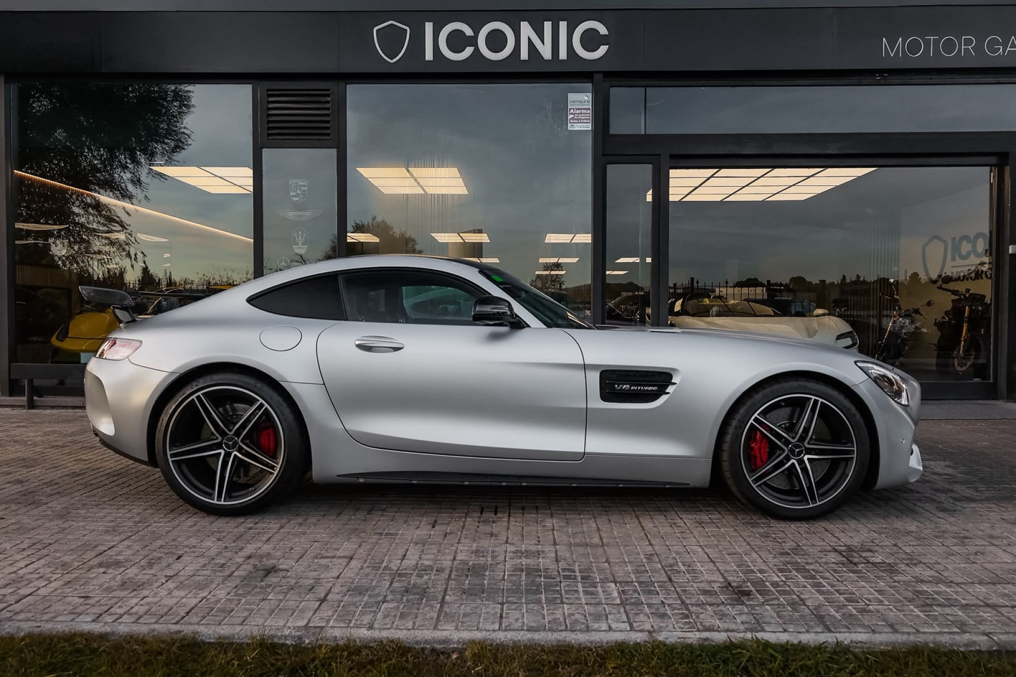 MERCEDES-BENZ AMG GT C