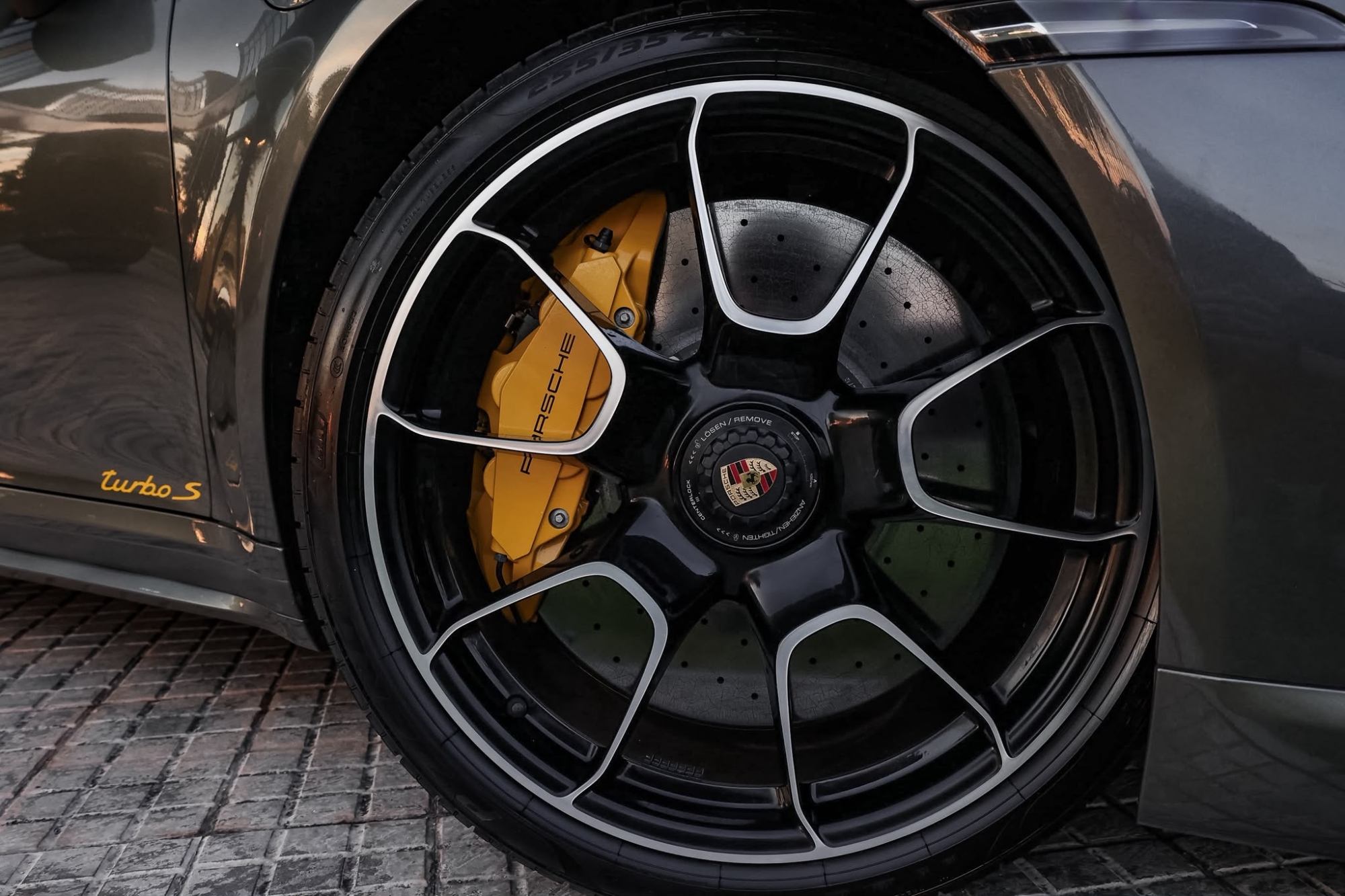 PORSCHE 911 992.1 TURBO S 