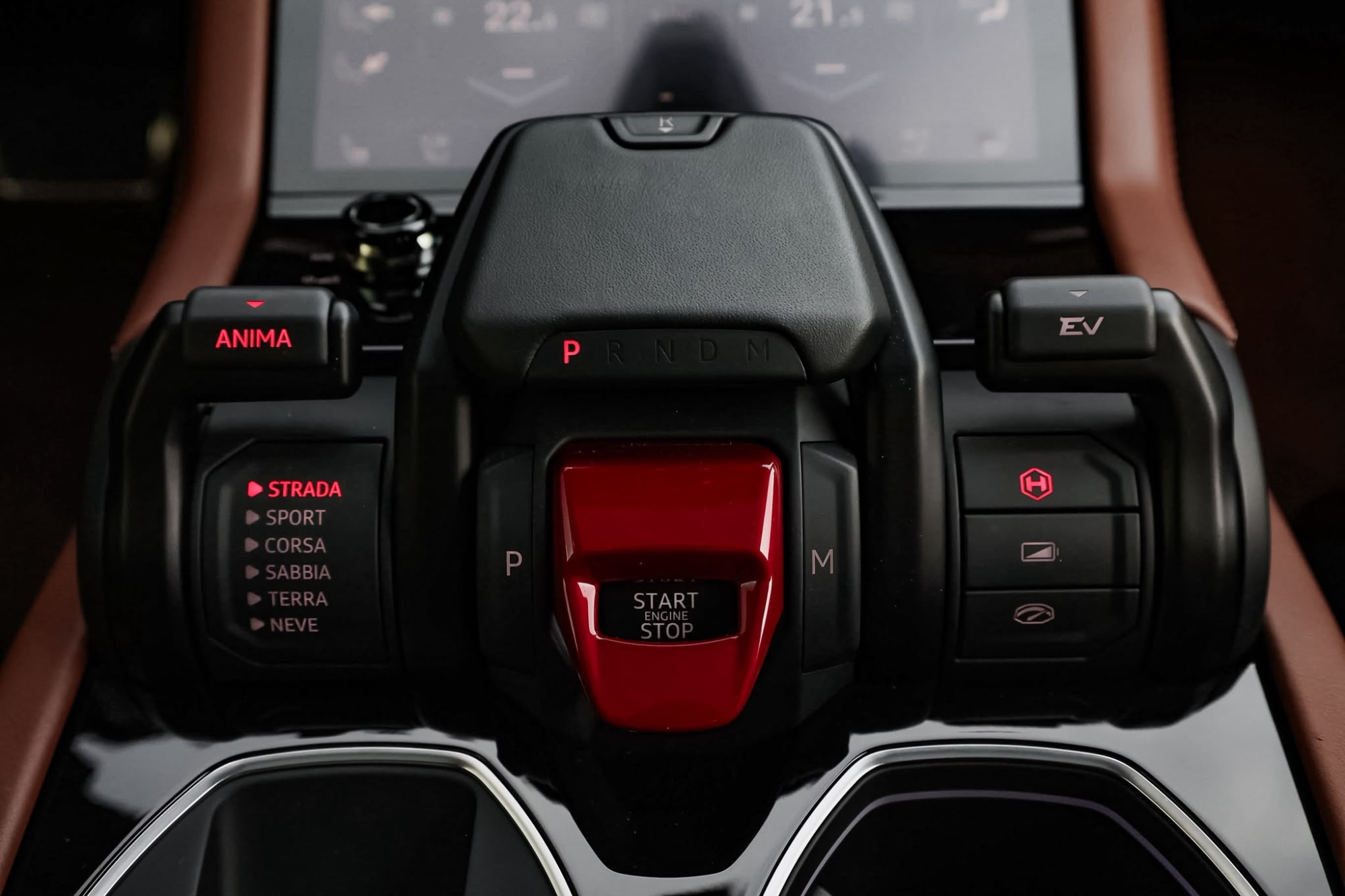 LAMBORGHINI URUS SE