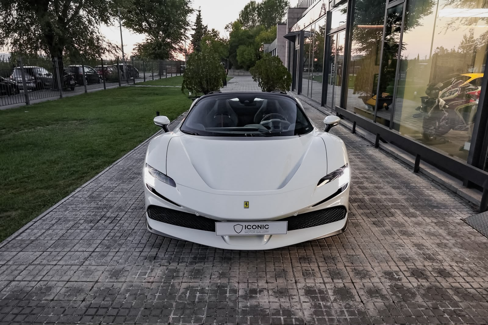 FERRARI SF90 SPYDER