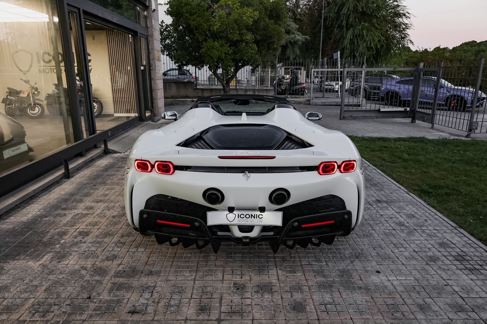 FERRARI SF90 SPYDER