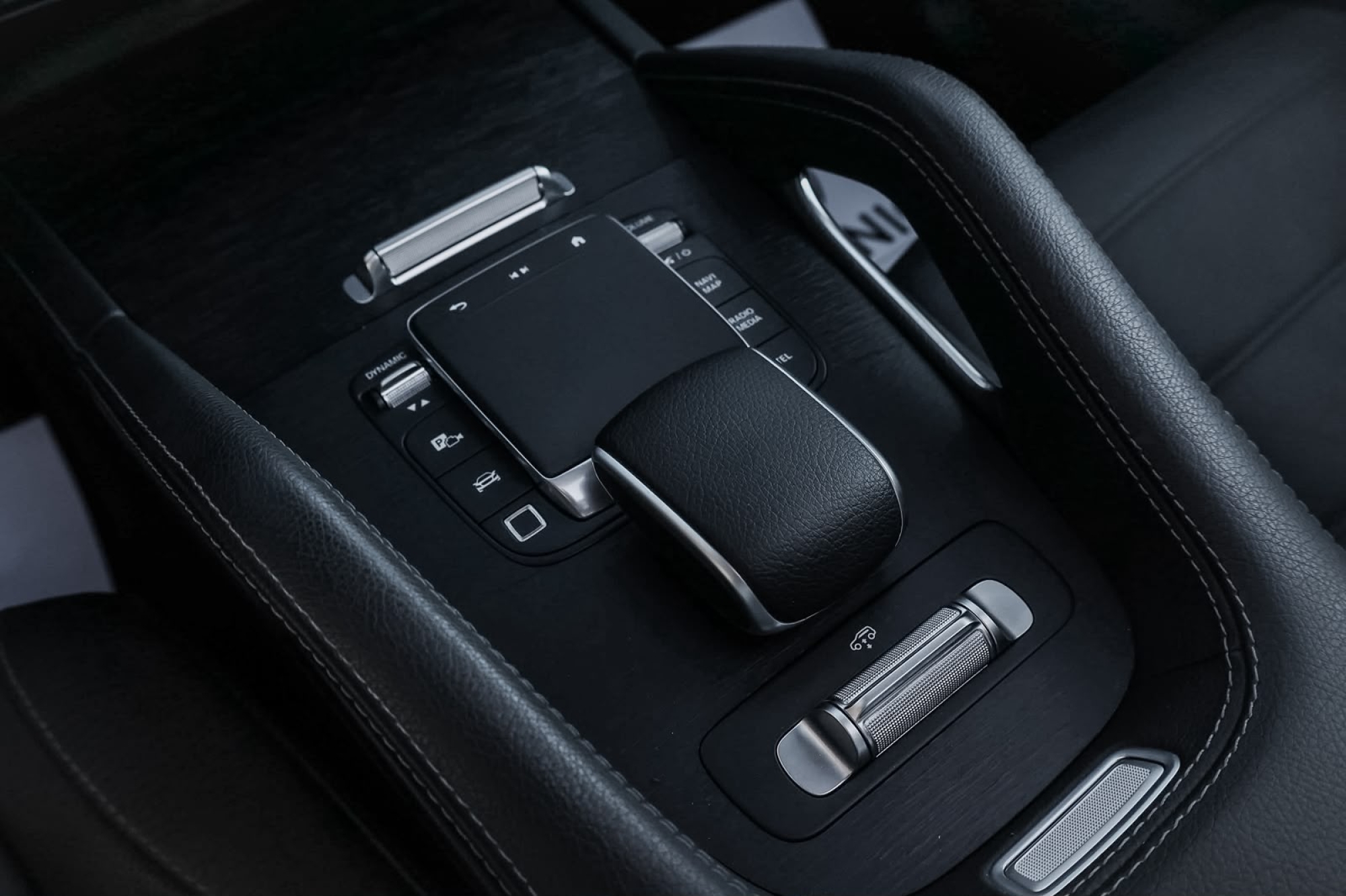 MERCEDES-BENZ GLS 450D 4MATIC