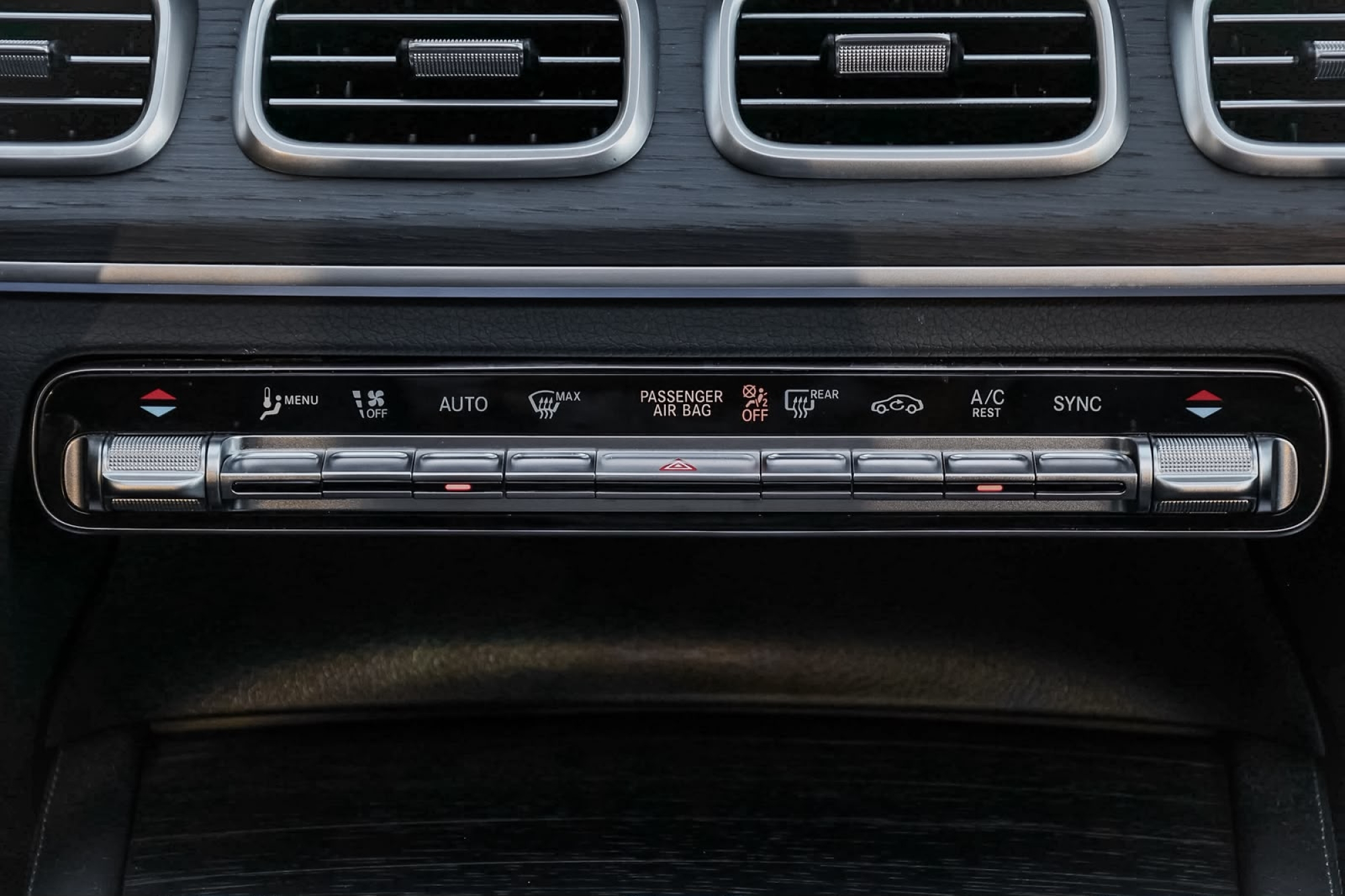 MERCEDES-BENZ GLS 450D 4MATIC