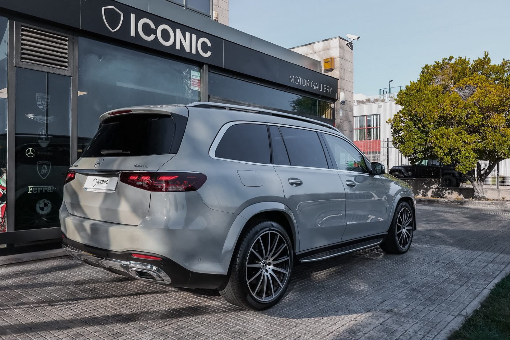 MERCEDES-BENZ GLS 450D 4MATIC