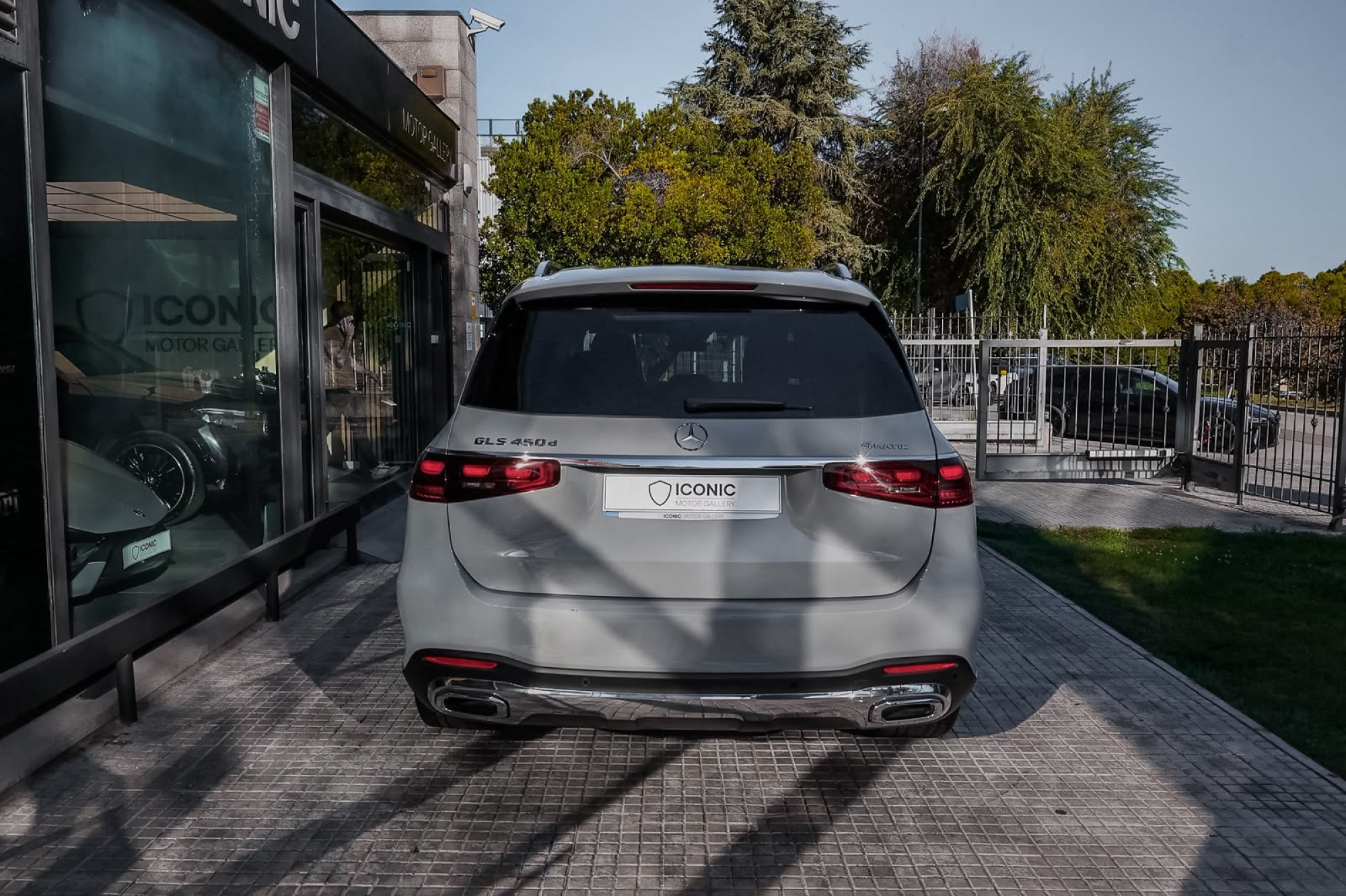 MERCEDES-BENZ GLS 450D 4MATIC