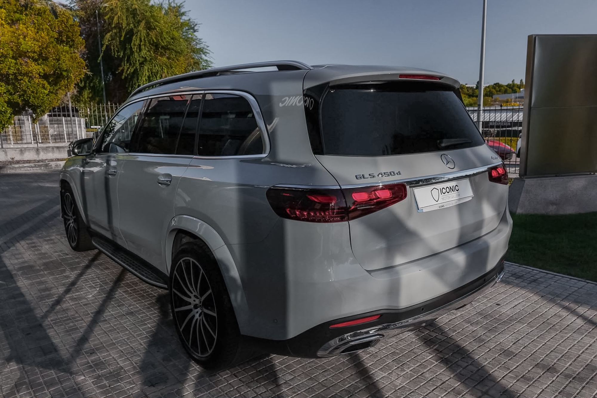 MERCEDES-BENZ GLS 450D 4MATIC