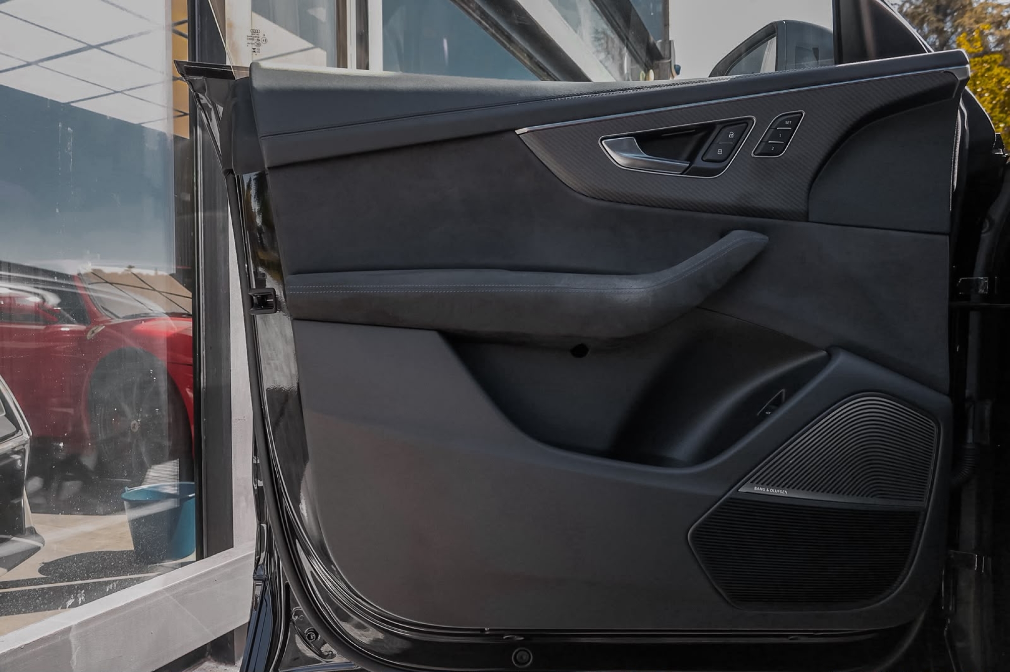 AUDI RSQ8 PERFORMANCE