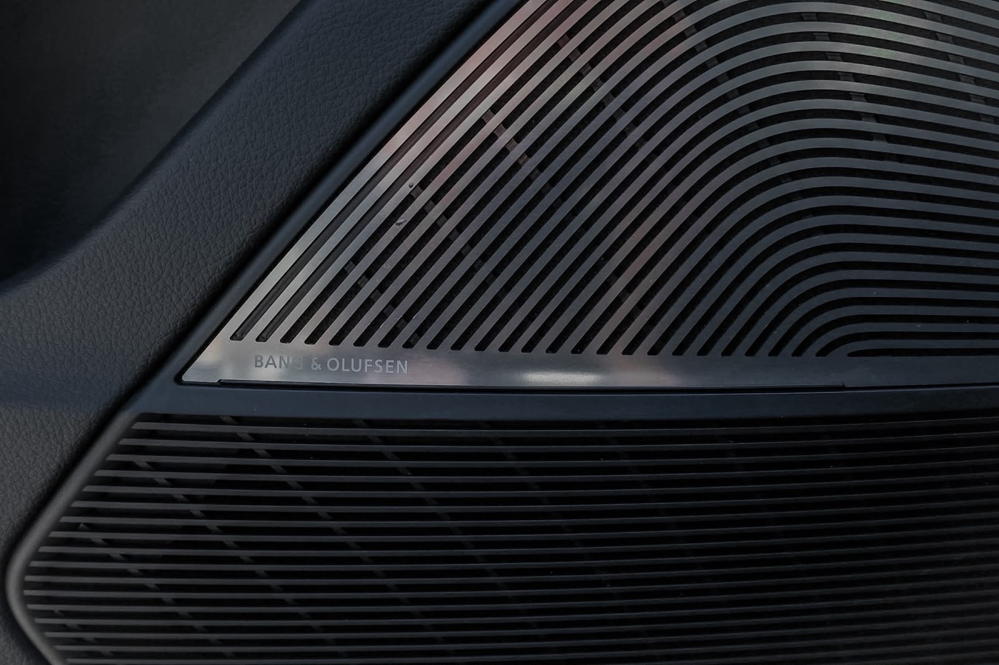 AUDI RSQ8 PERFORMANCE
