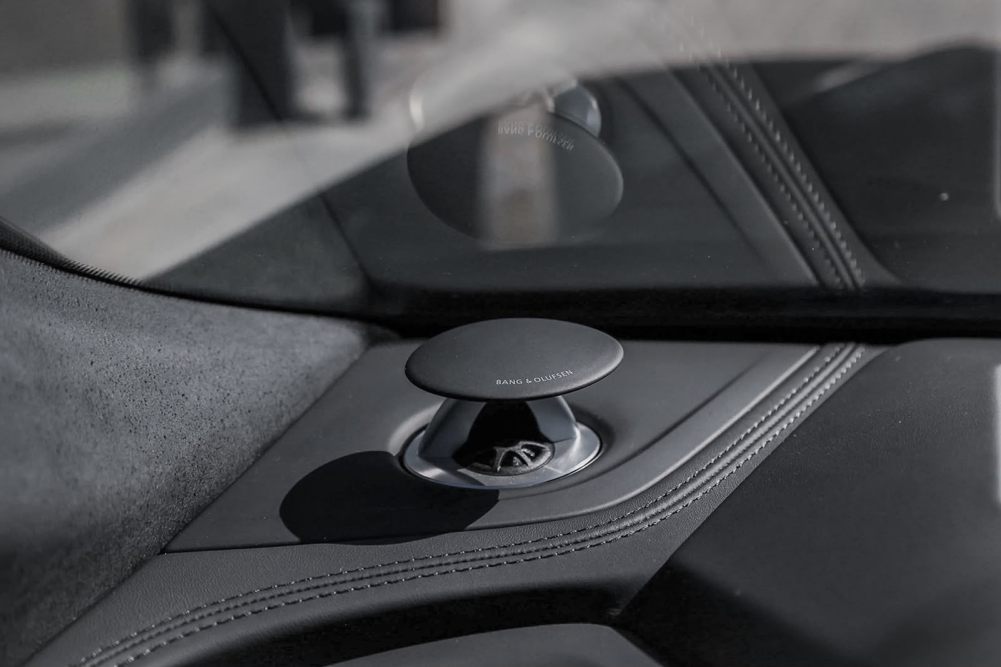 AUDI RSQ8 PERFORMANCE