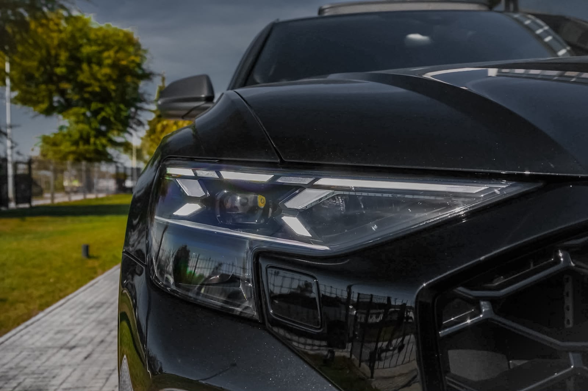 AUDI RSQ8 PERFORMANCE
