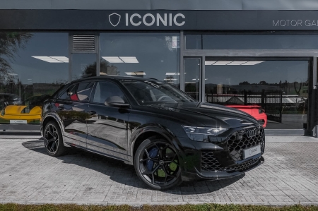 AUDI RSQ8 PERFORMANCE