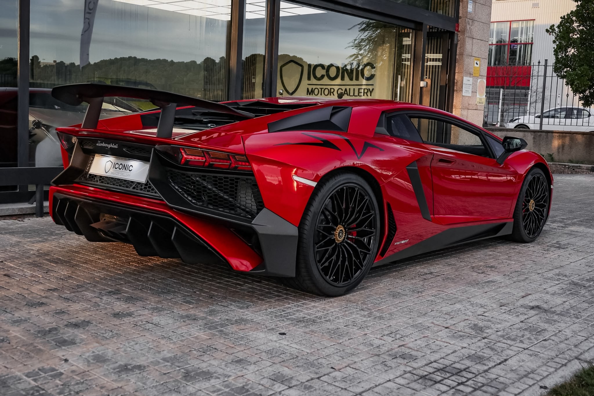 LAMBORGHINI AVENTADOR SV