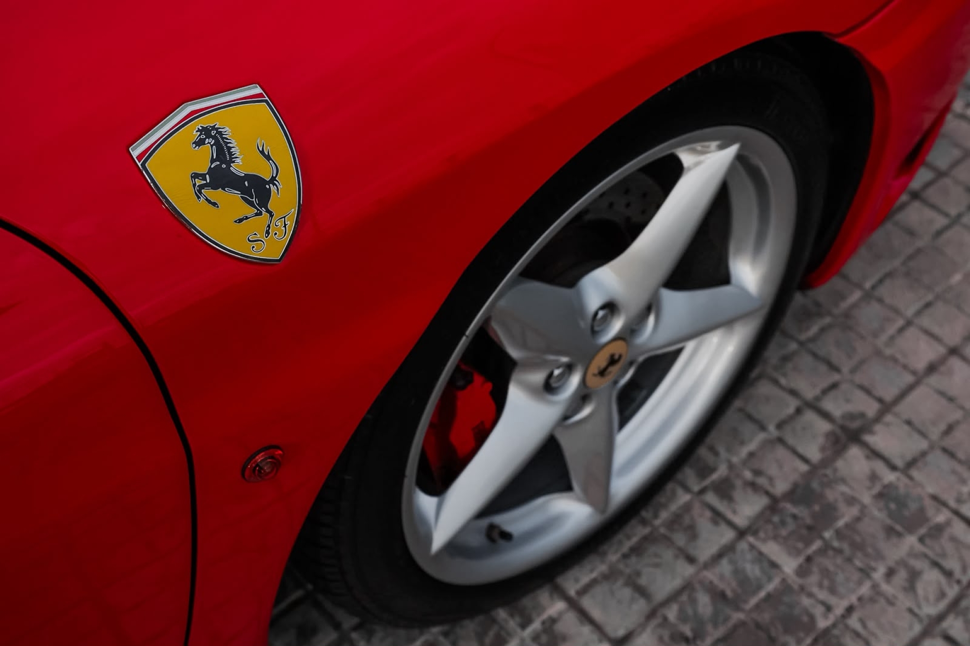 FERRARI 360 MODENA
