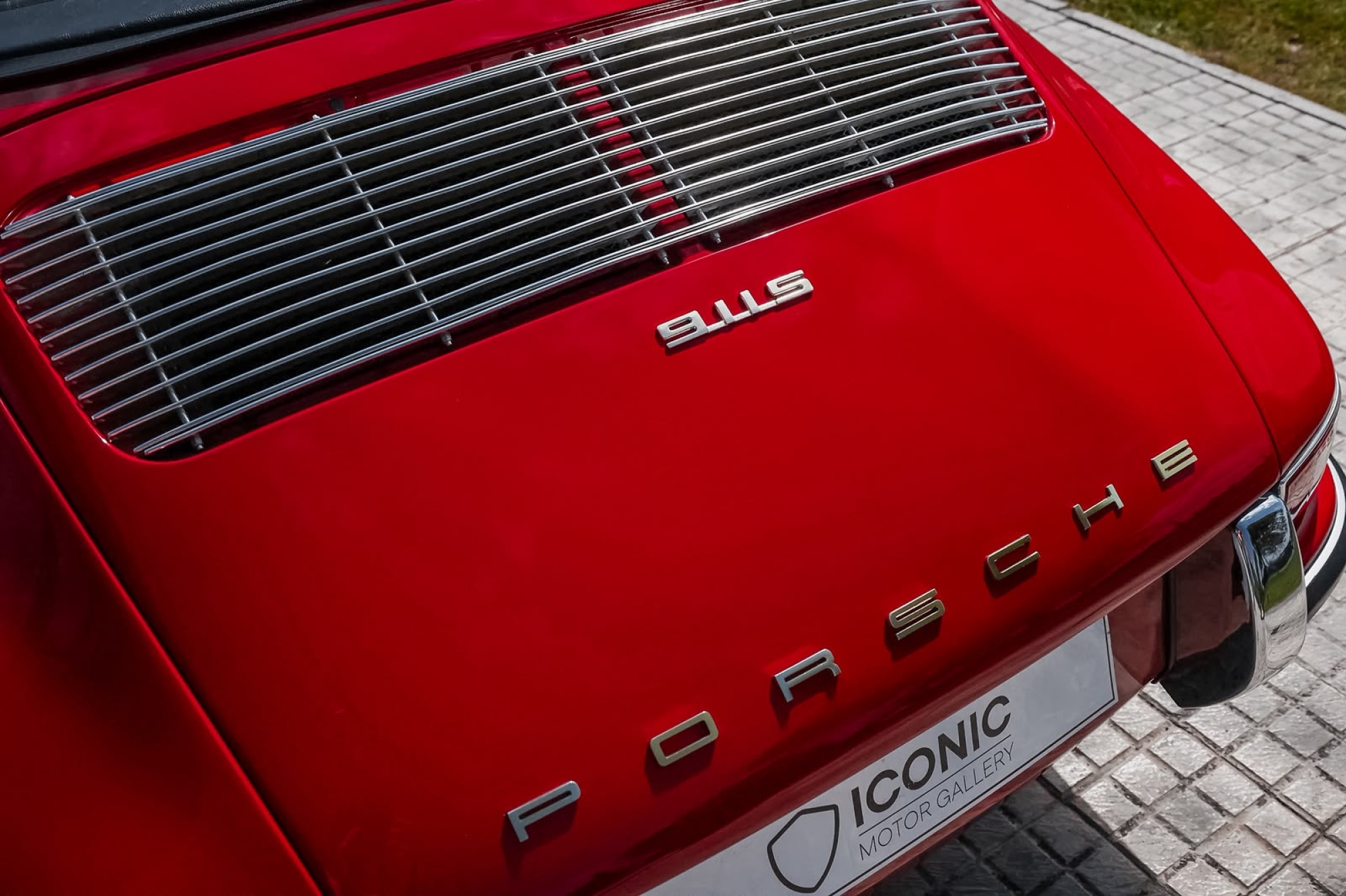 PORSCHE 911 TARGA S