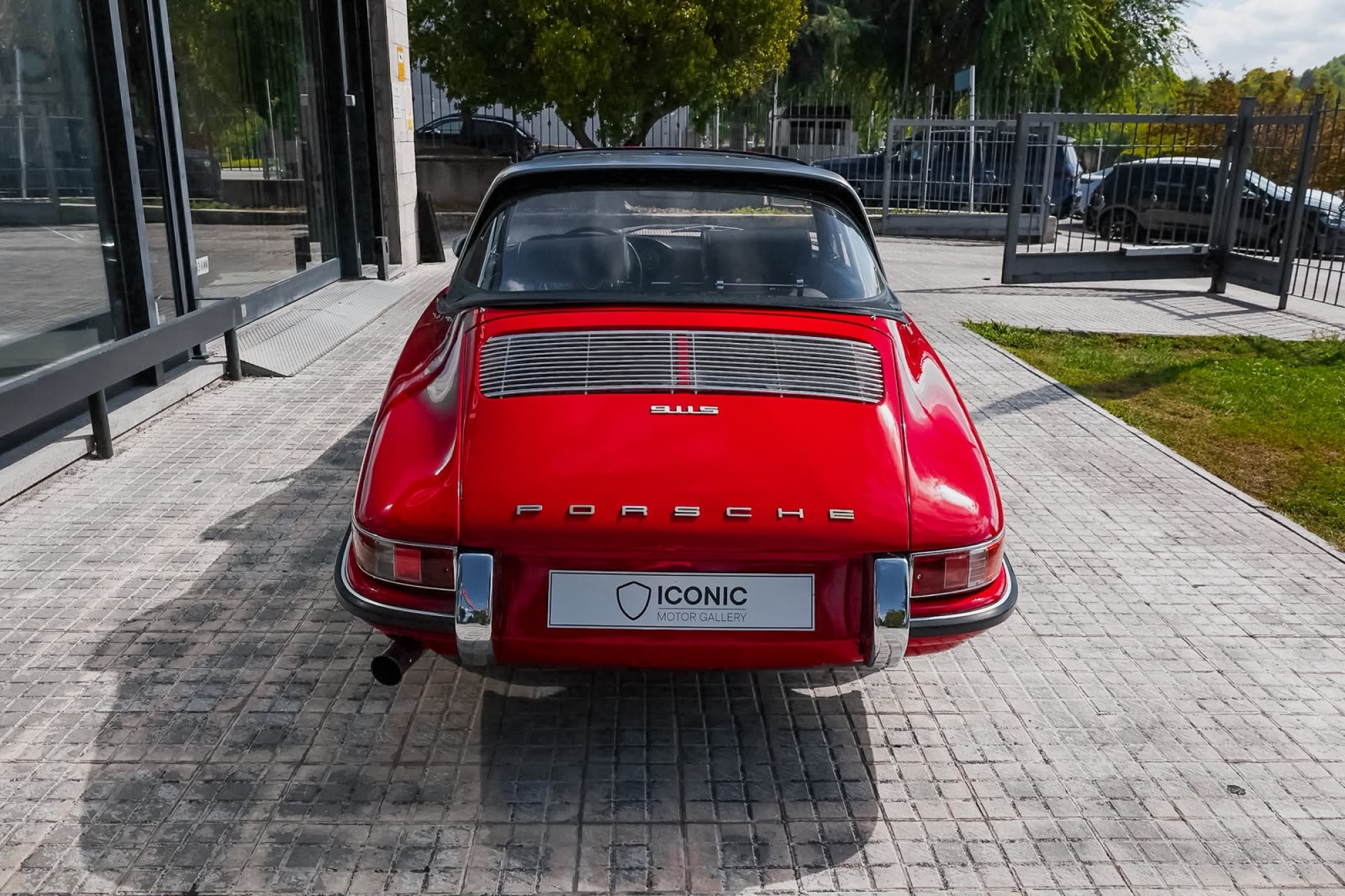 PORSCHE 911 TARGA S