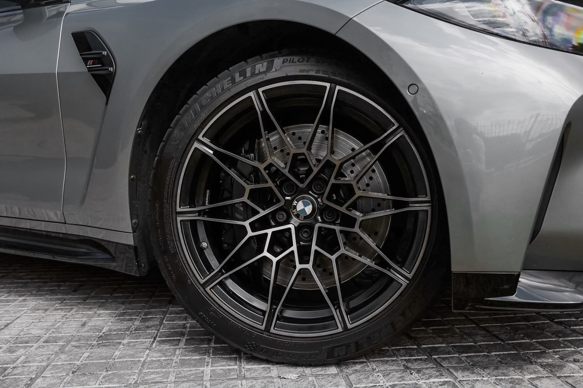 BMW M4 COMPETITION XDRIVE