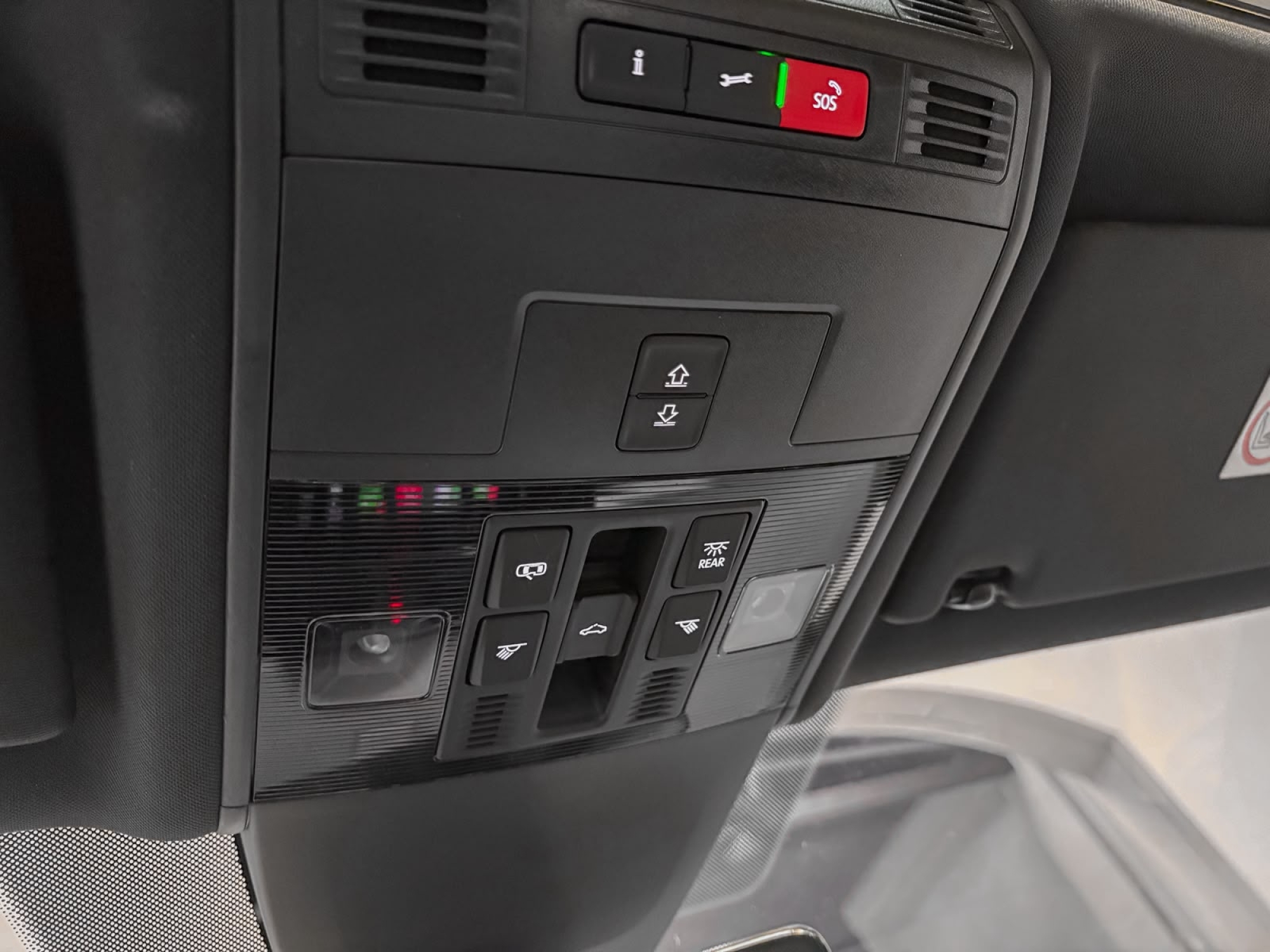 VOLKSWAGEN TOURAN R-LINE 7 PLAZAS