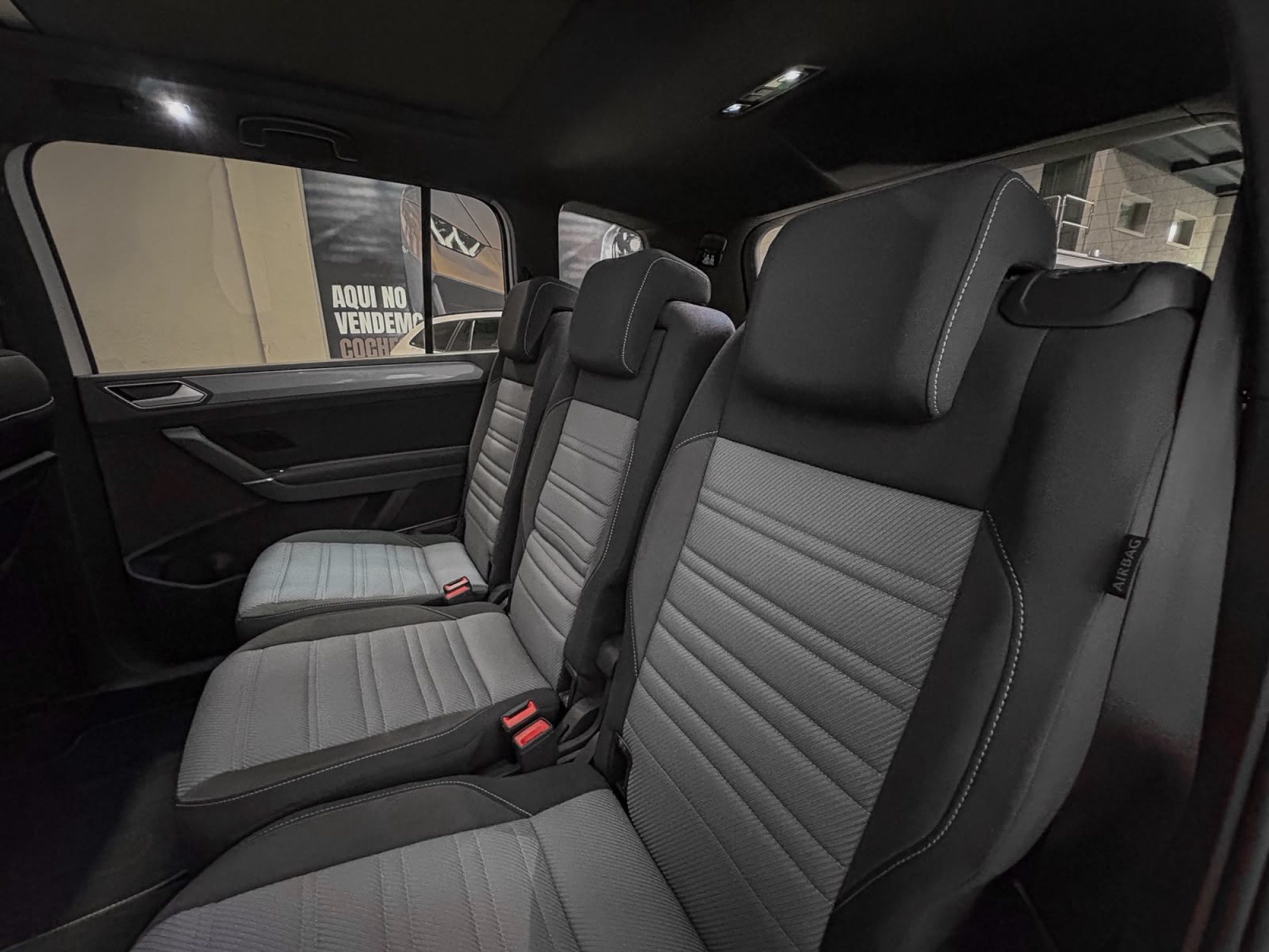 VOLKSWAGEN TOURAN R-LINE 7 PLAZAS