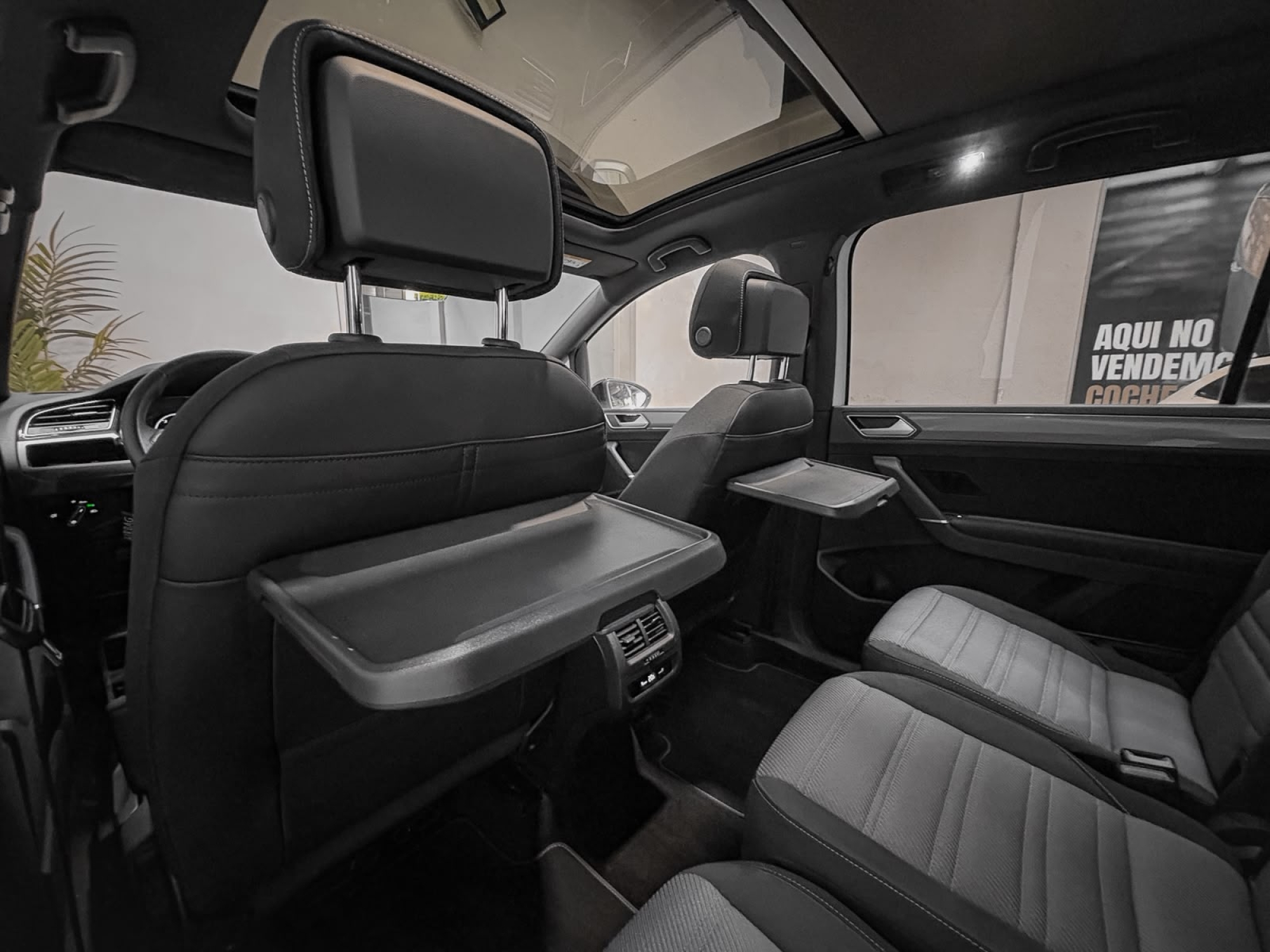 VOLKSWAGEN TOURAN R-LINE 7 PLAZAS