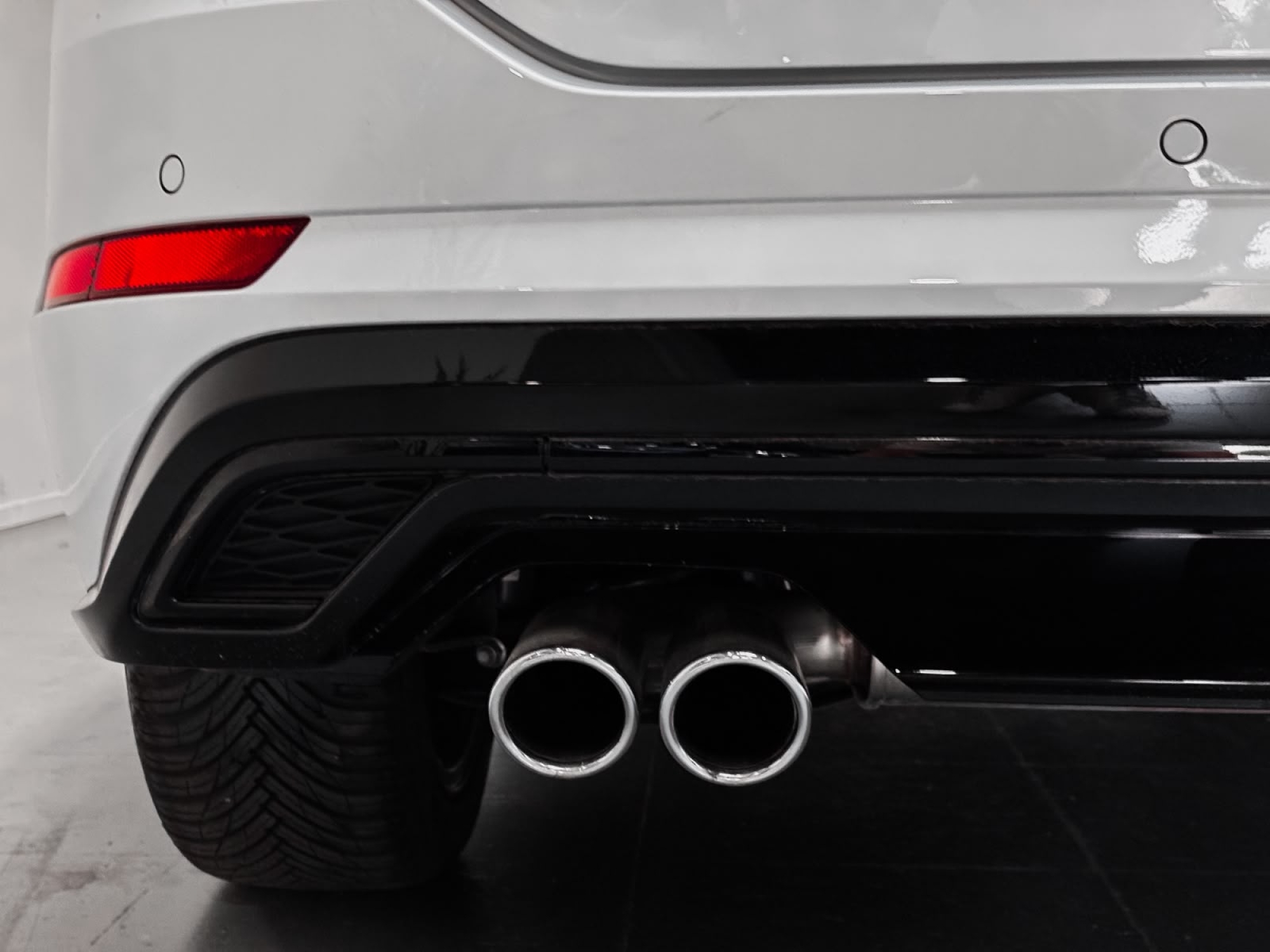 VOLKSWAGEN TOURAN R-LINE 7 PLAZAS