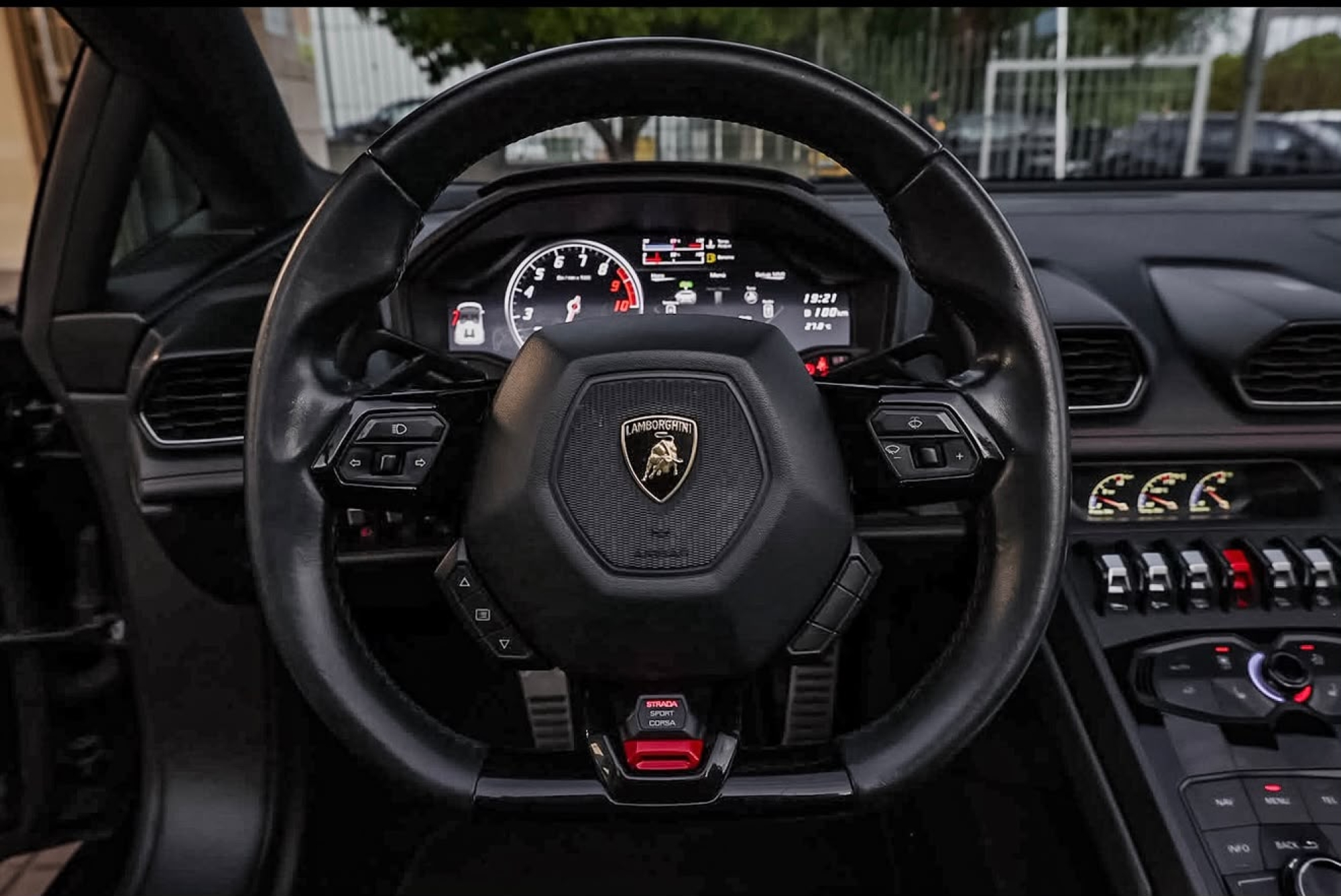 LAMBORGHINI HURACAN SPYDER