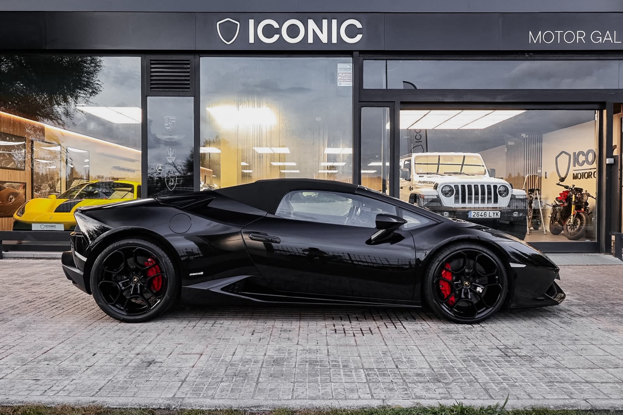 LAMBORGHINI HURACAN SPYDER