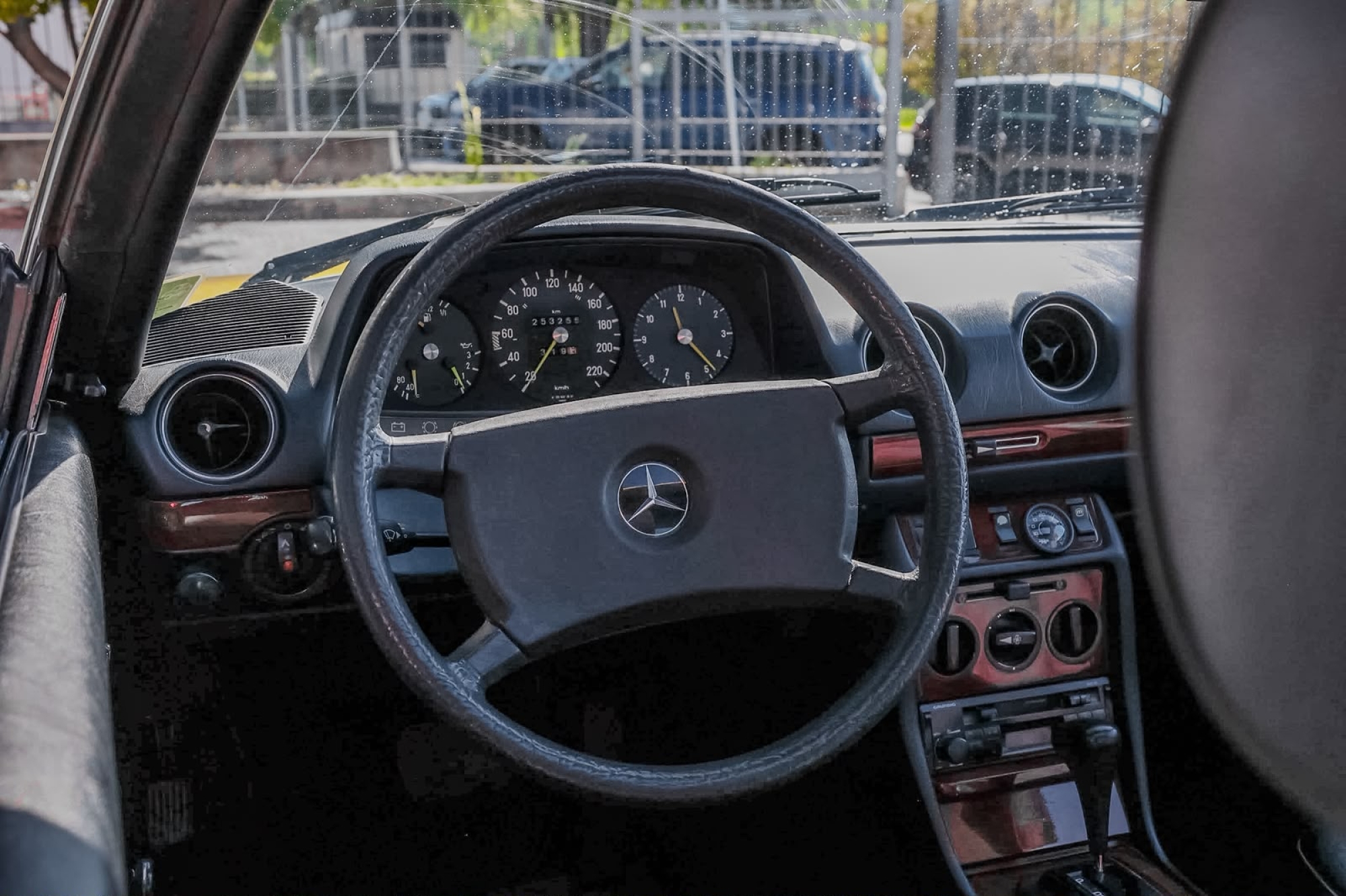 MERCEDES-BENZ 280 CE