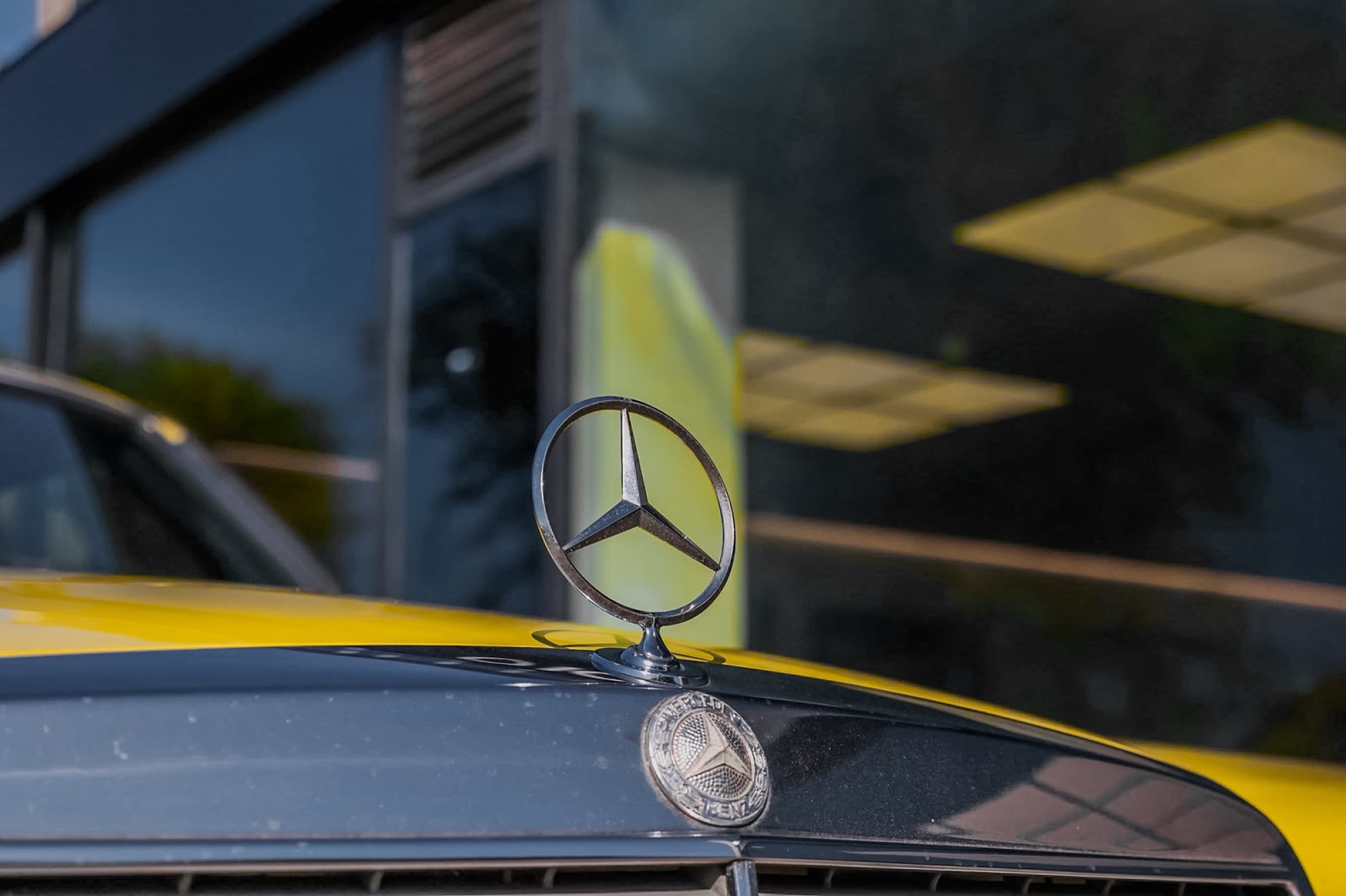 MERCEDES-BENZ 280 CE