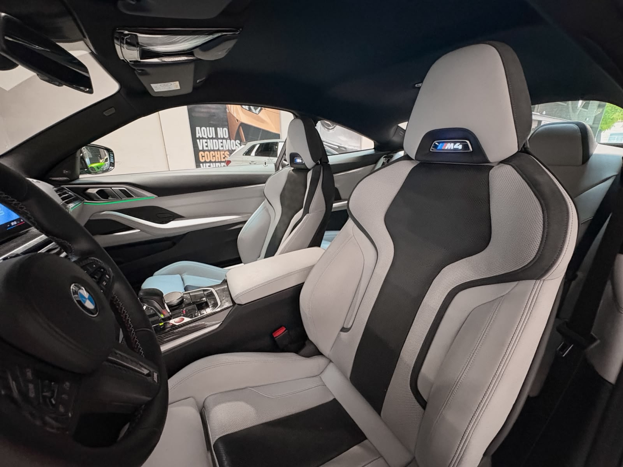 BMW M4 COMPETITION