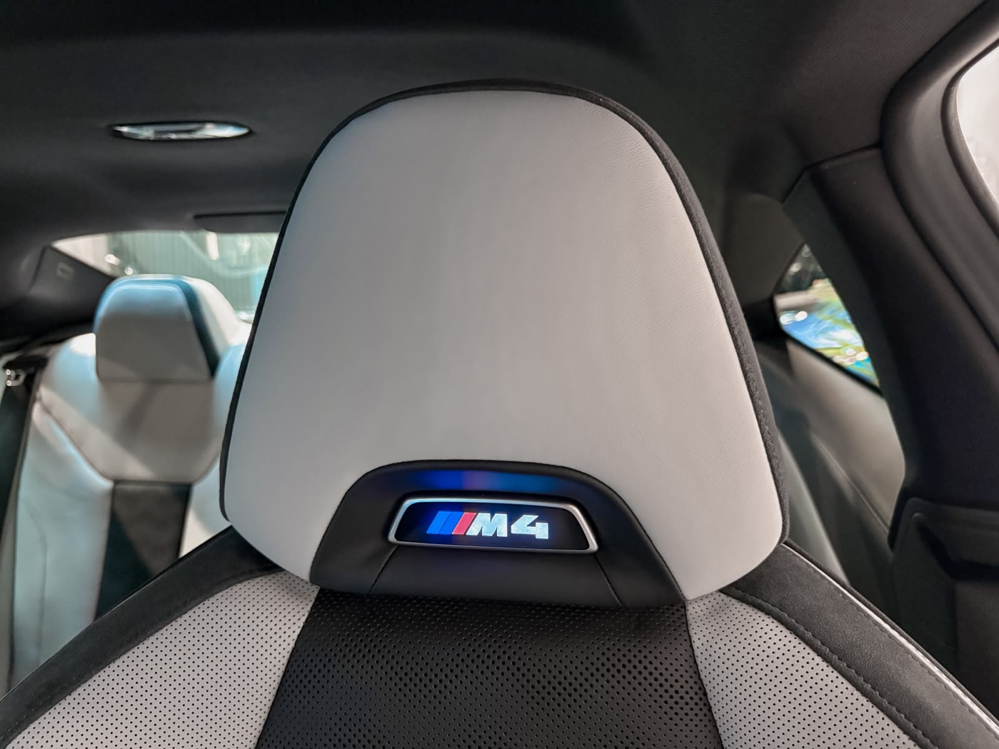 BMW M4 COMPETITION