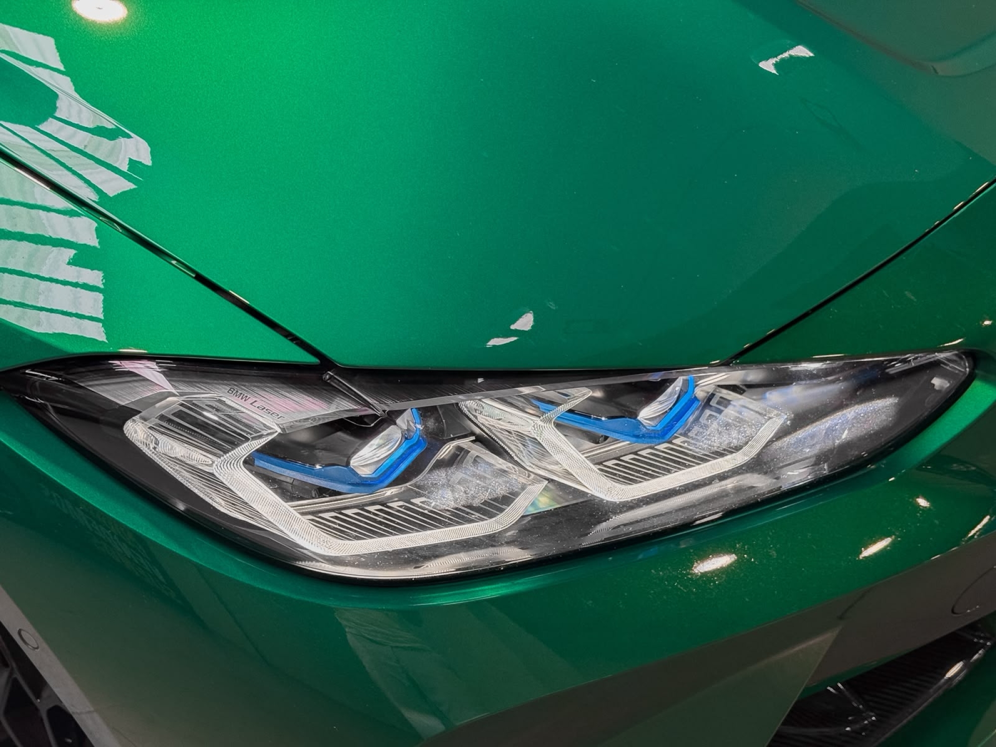 BMW M4 COMPETITION