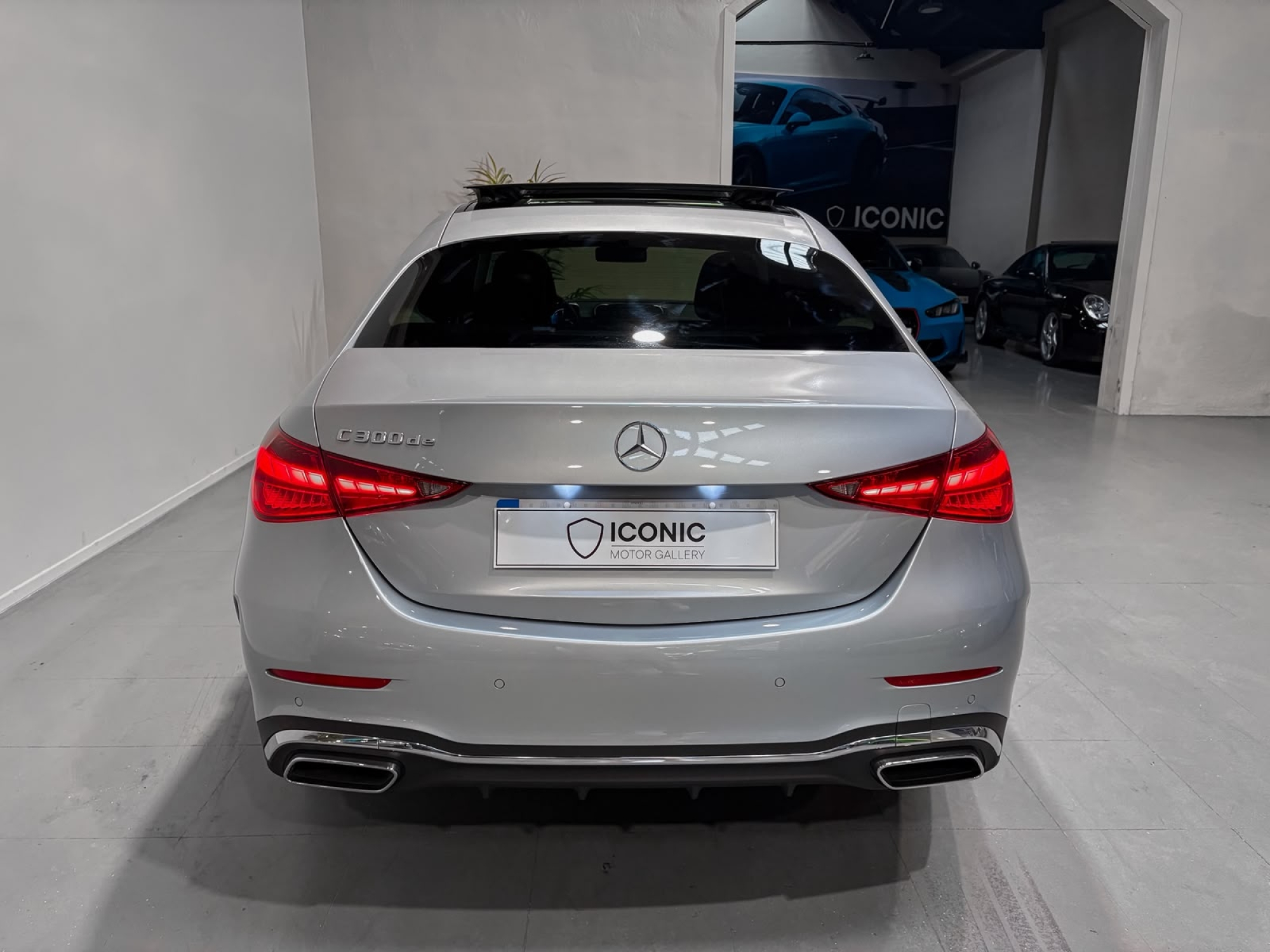 MERCEDES-BENZ C300de 4MATIC