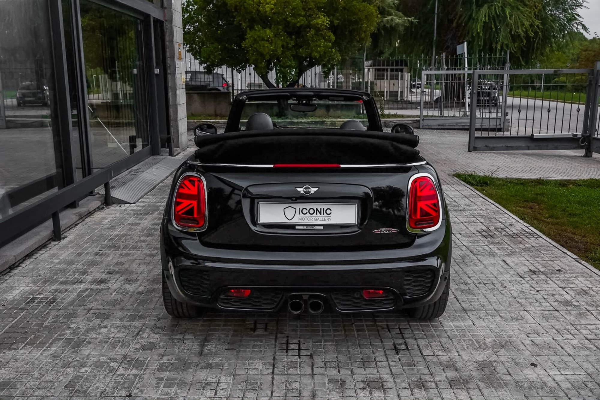 MINI JOHN COOPER WORKS CABRIO