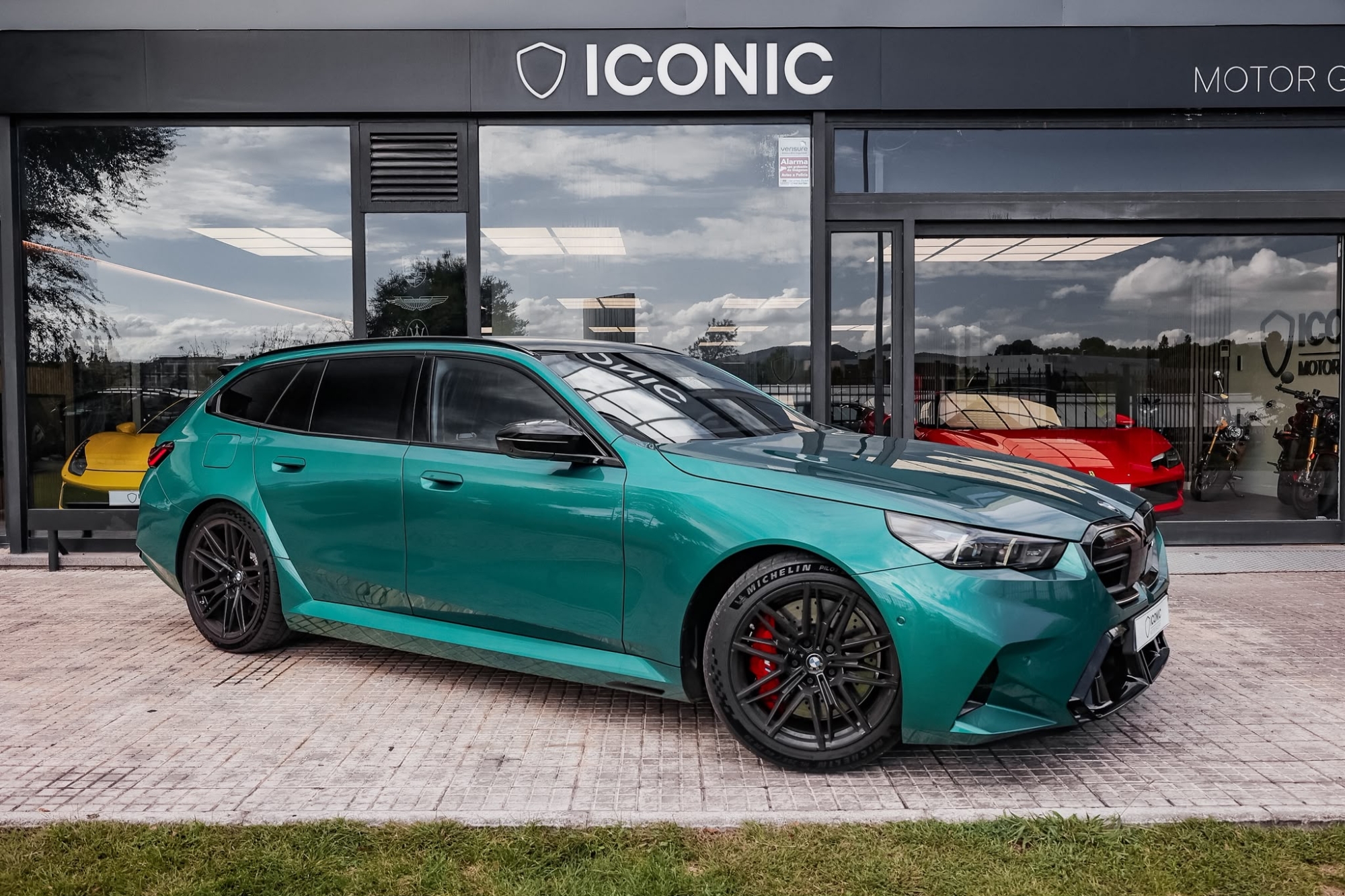BMW M5 TOURING XDRIVE