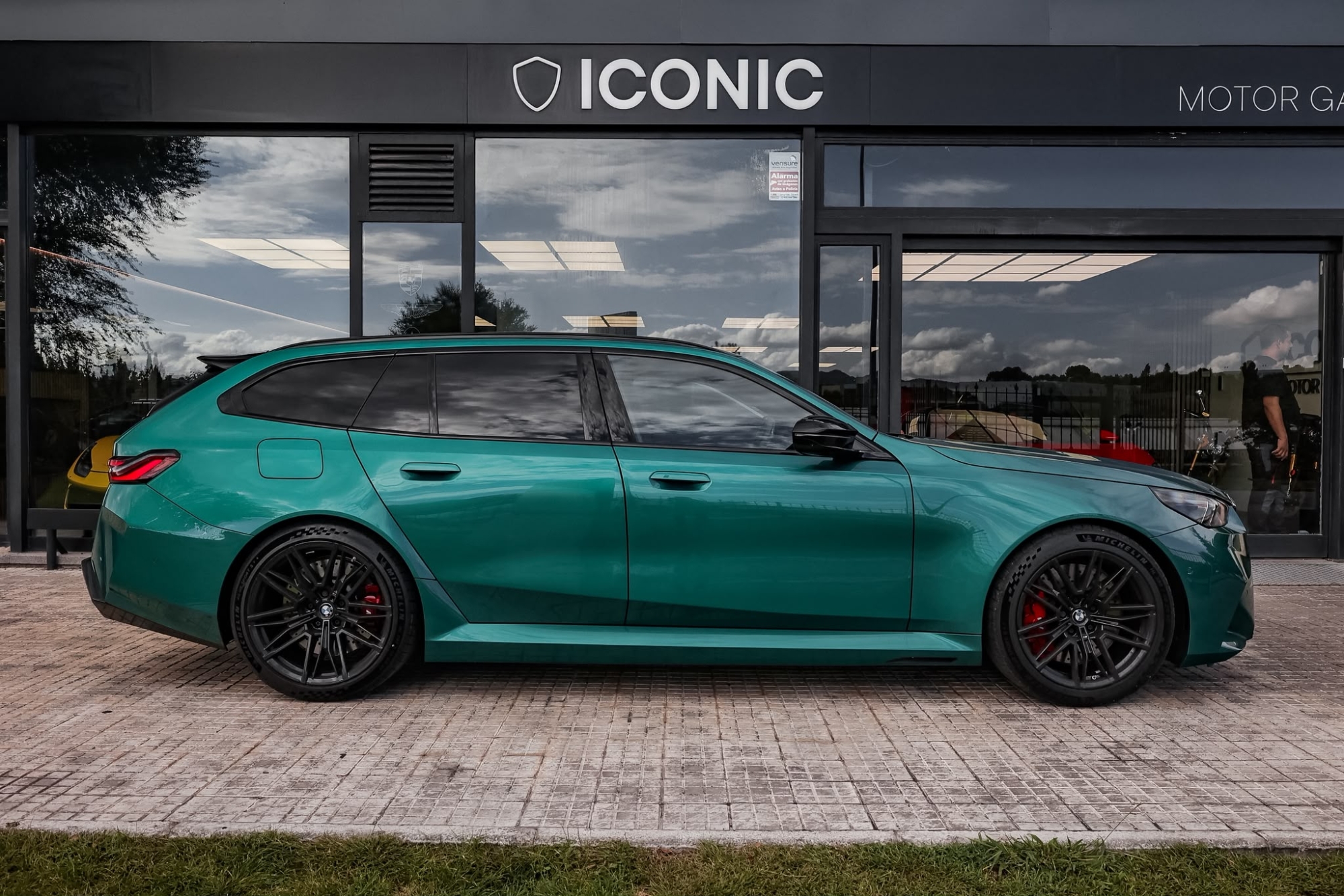 BMW M5 TOURING XDRIVE